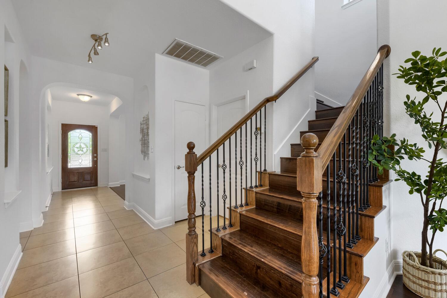 7924 Tusman Dr, Austin, TX 78735