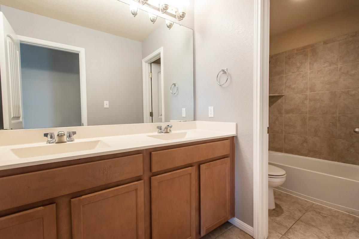 8113 Rosano St, Round Rock, TX 78665