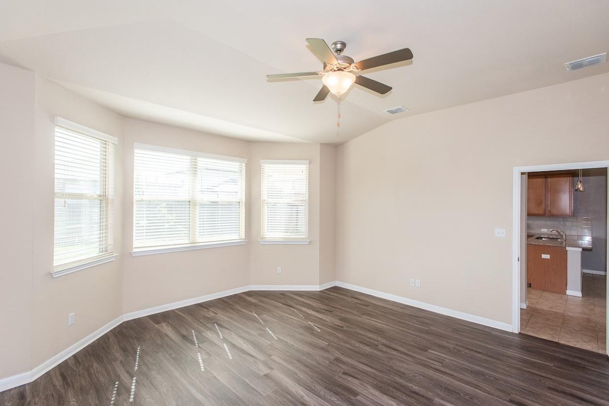 8113 Rosano St, Round Rock, TX 78665