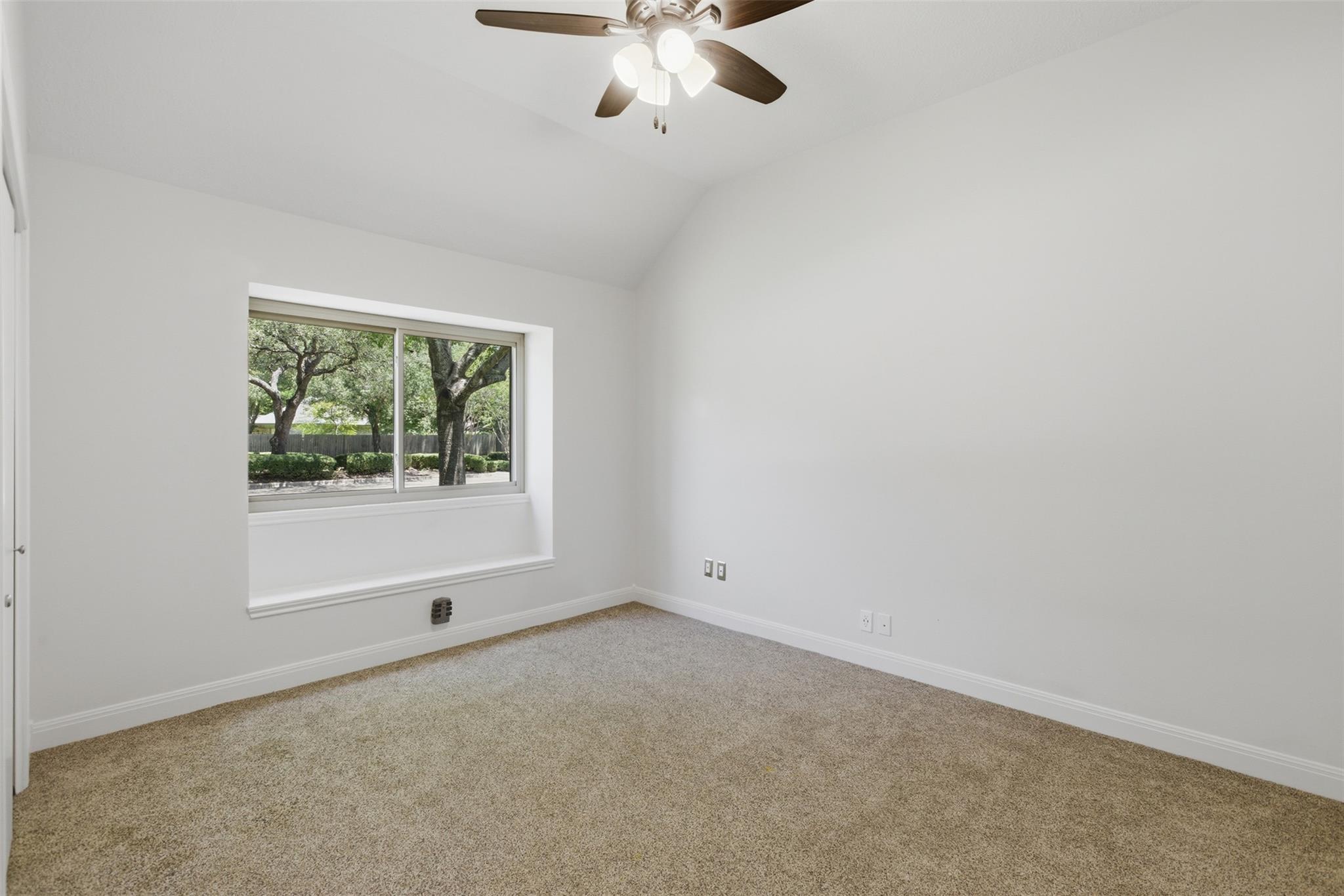 2 Meandering Way, Round Rock, TX 78664