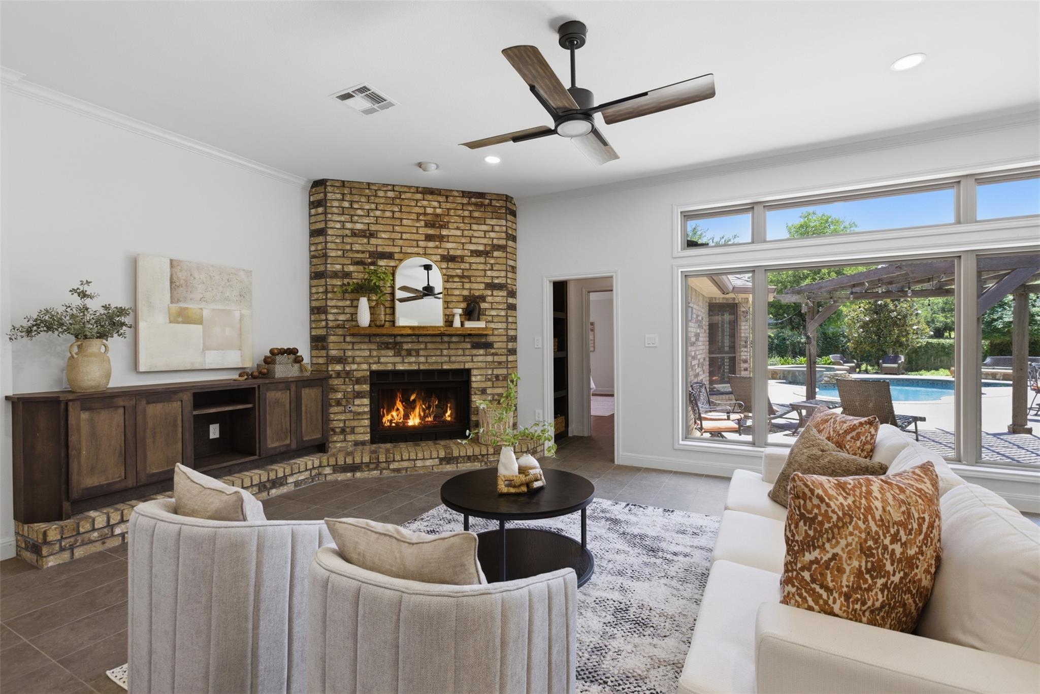 2 Meandering Way, Round Rock, TX 78664