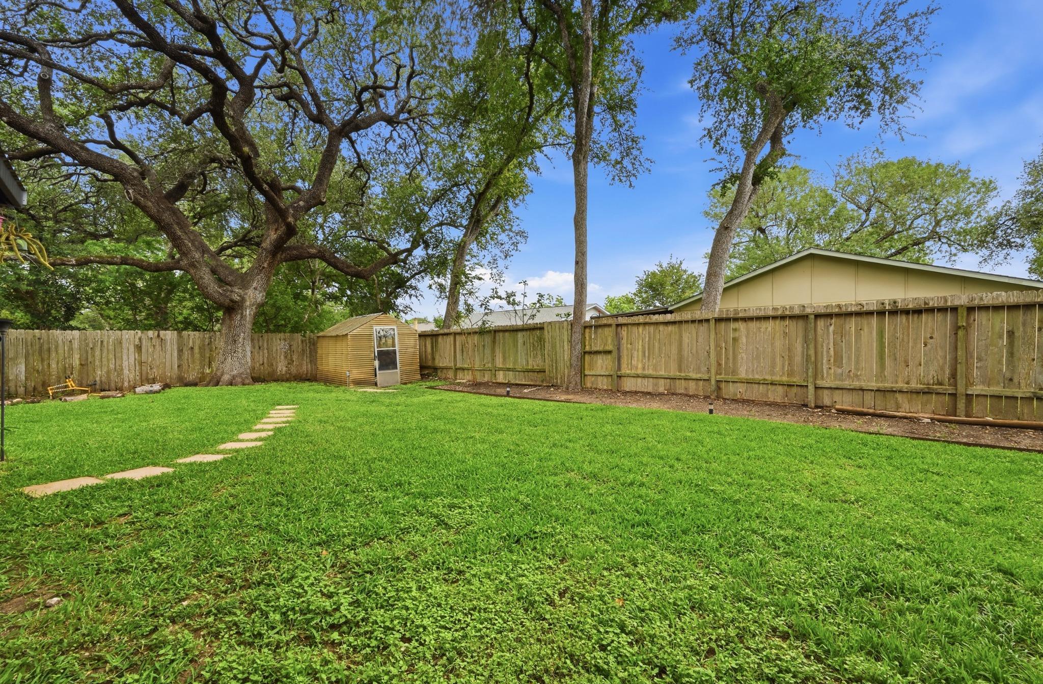 2509 Redleaf Ln, Austin, TX 78745