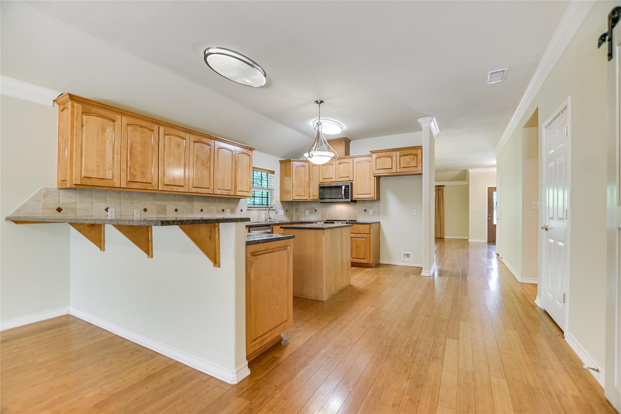 104 Springfield, Horseshoe Bay, TX 78657