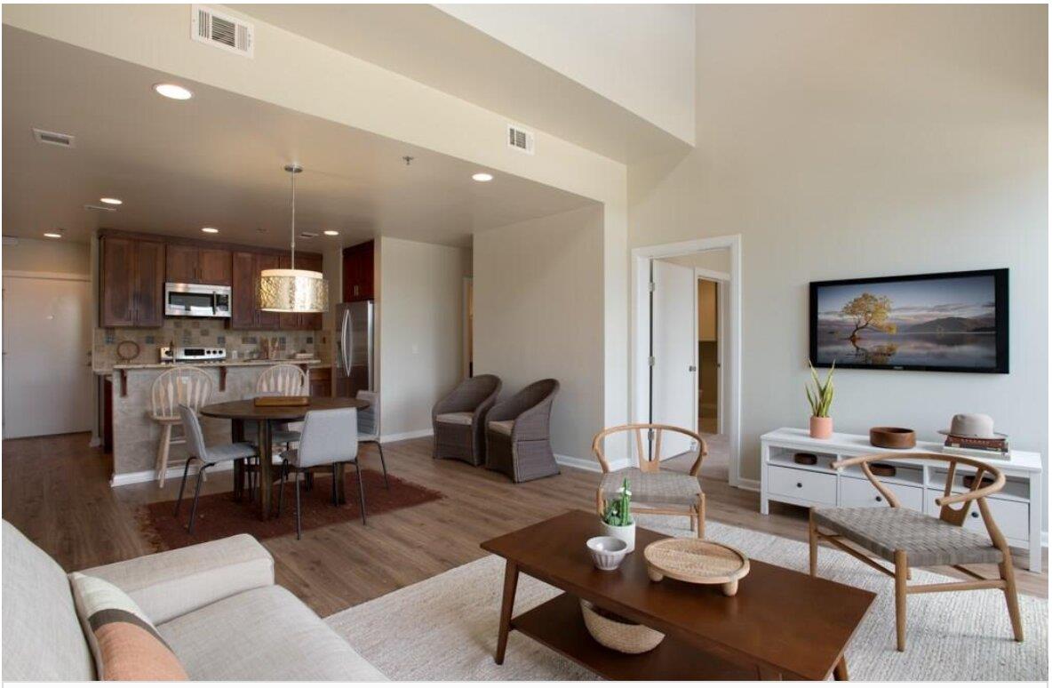 1200 E 11th St # 202, Austin, TX 78702