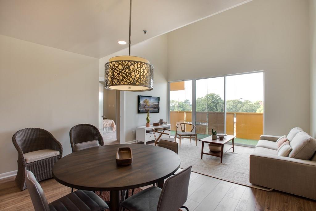 1200 E 11th St # 202, Austin, TX 78702