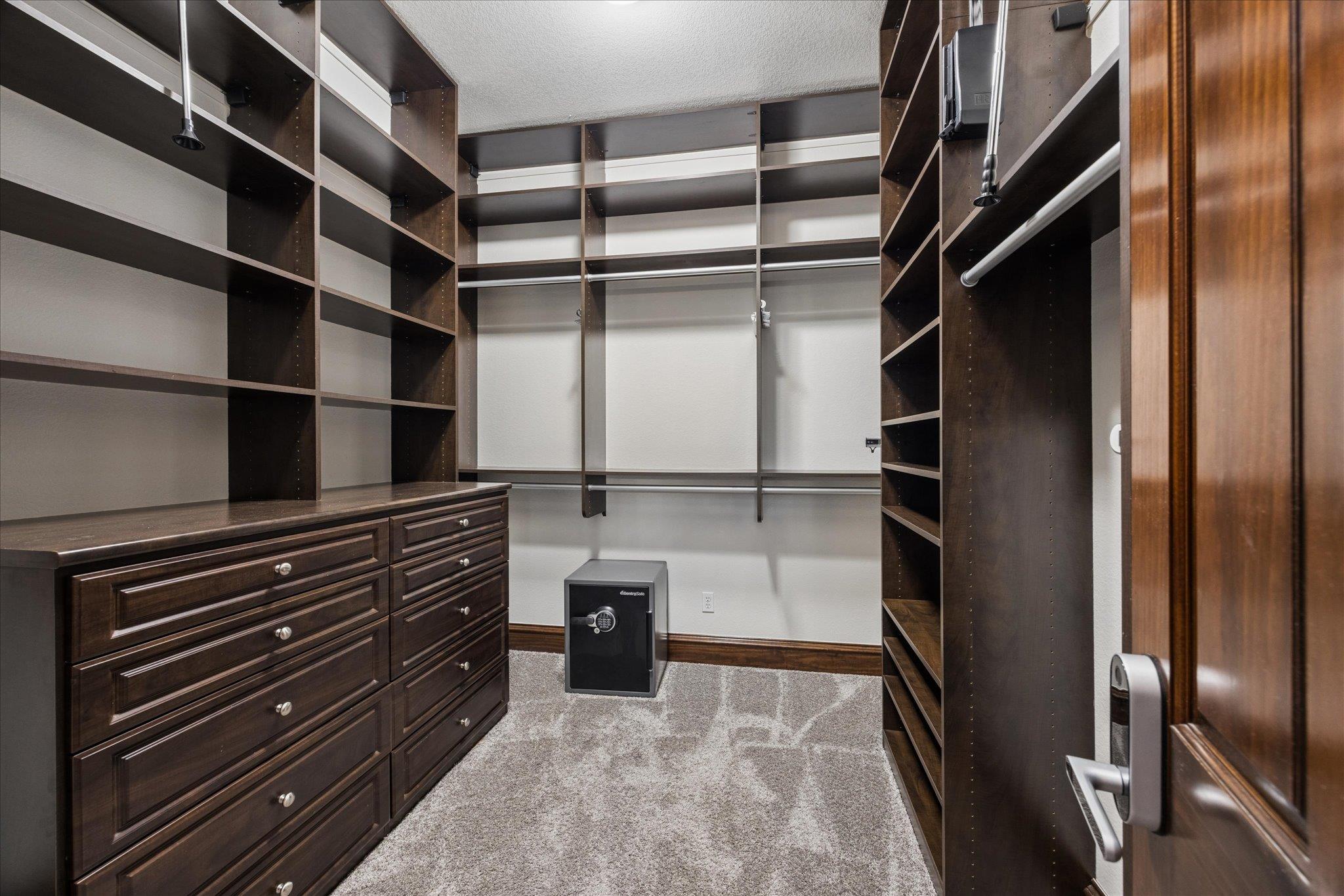 11805 Ranchview Ct, Austin, TX 78732