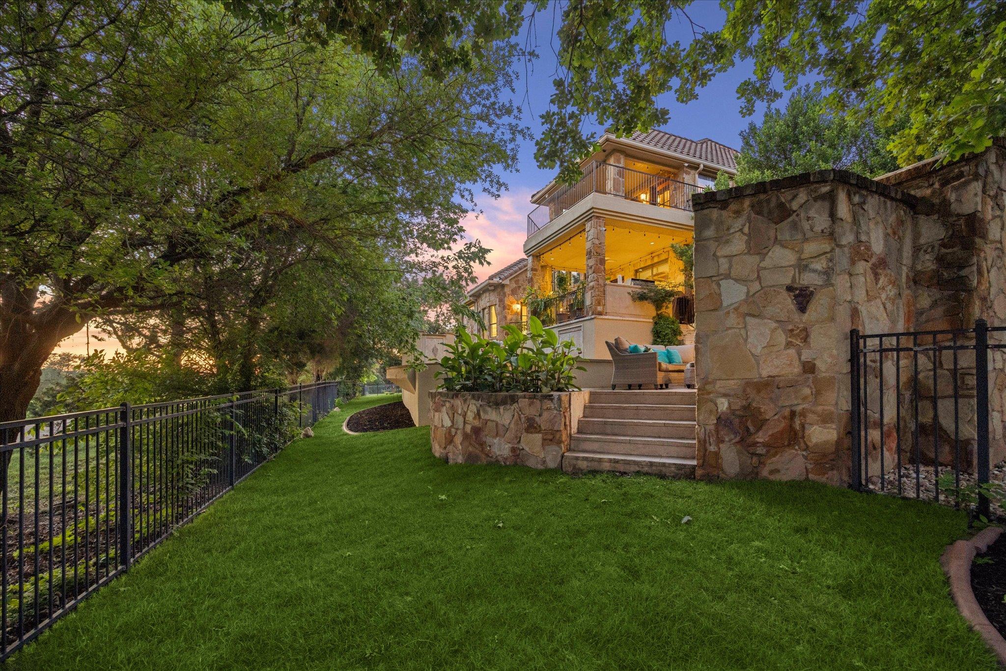 11805 Ranchview Ct, Austin, TX 78732