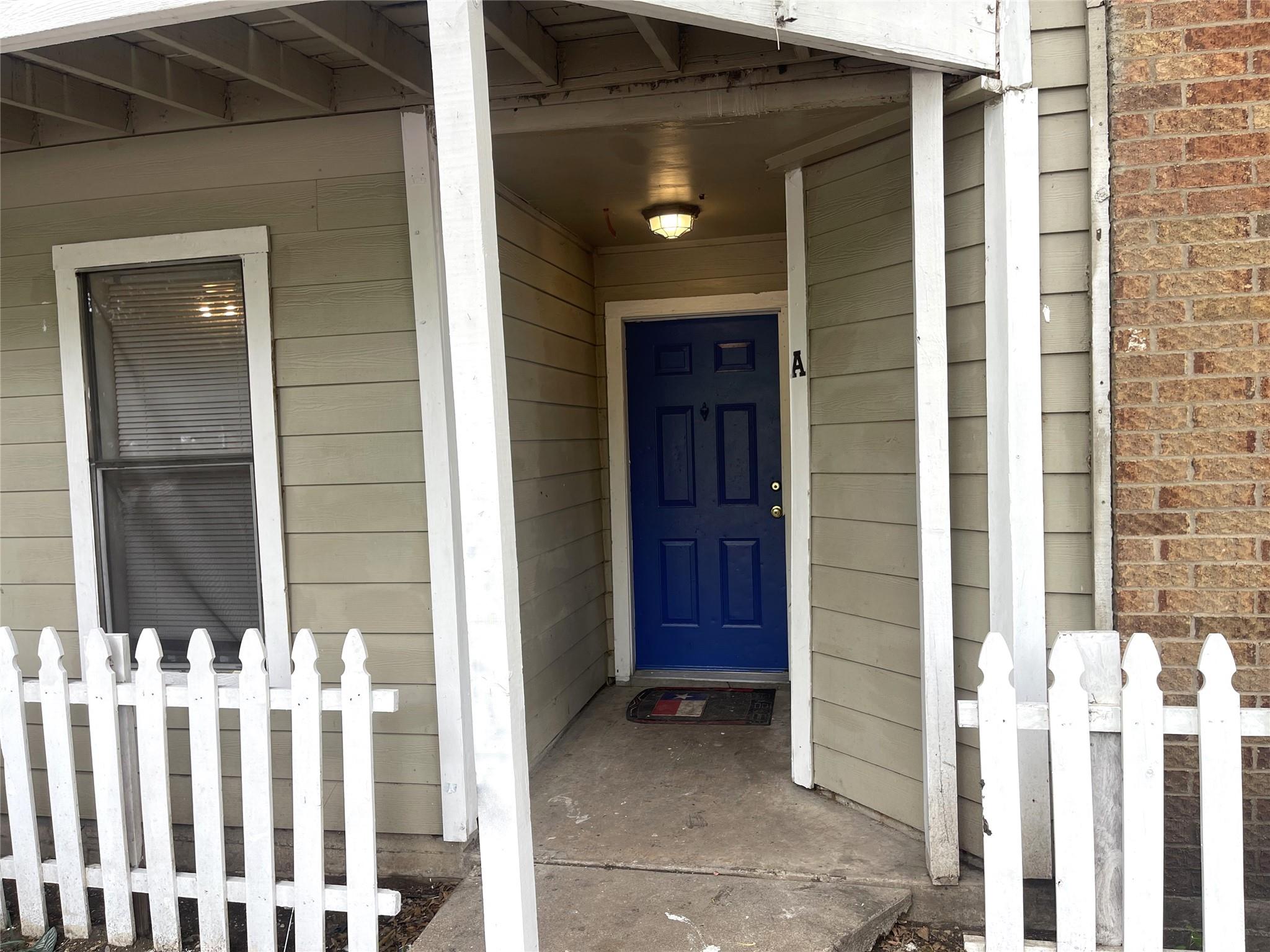 1902 WEST Loop # B-1, Austin, TX 78758