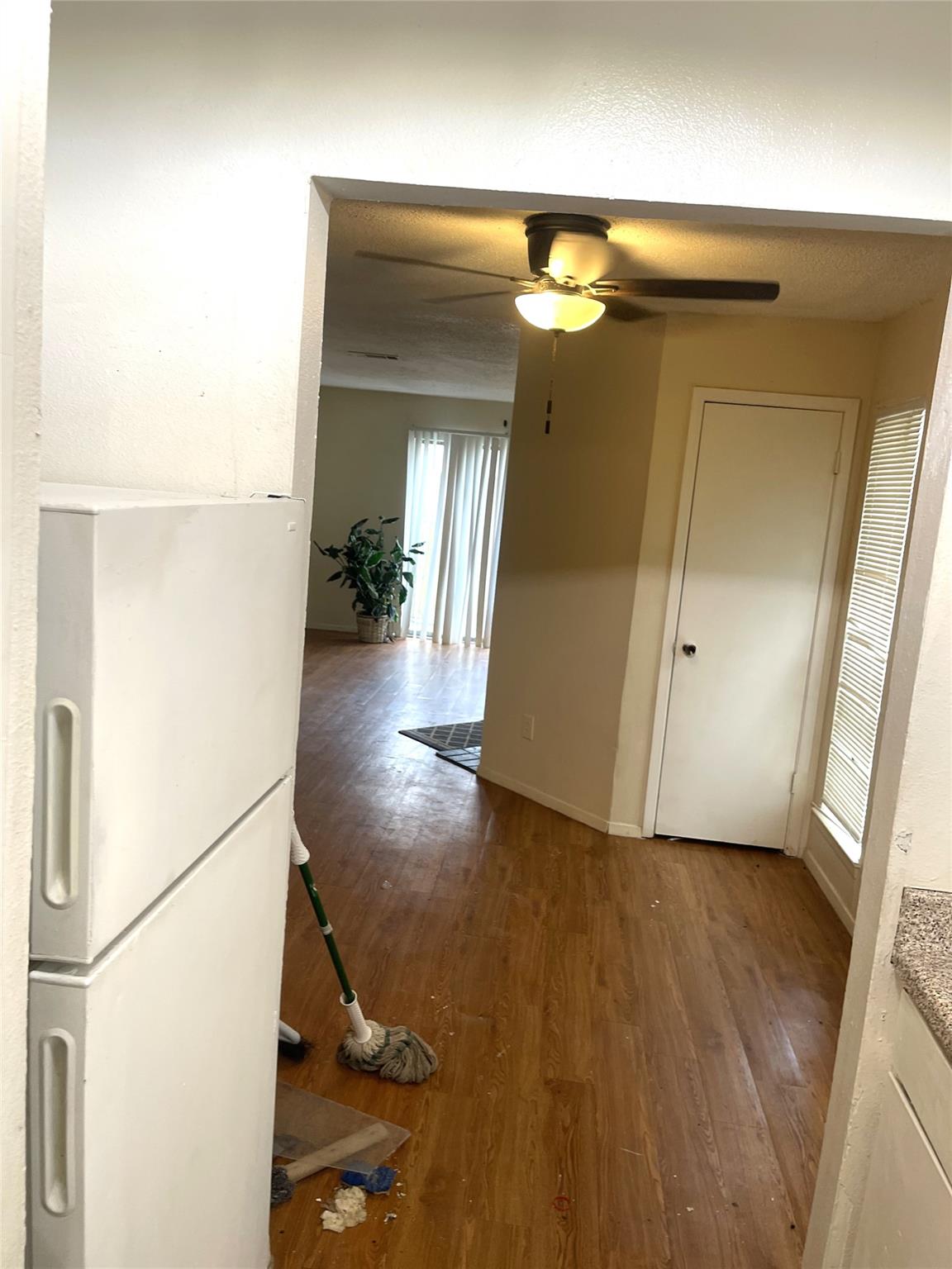 1902 WEST Loop # B-1, Austin, TX 78758