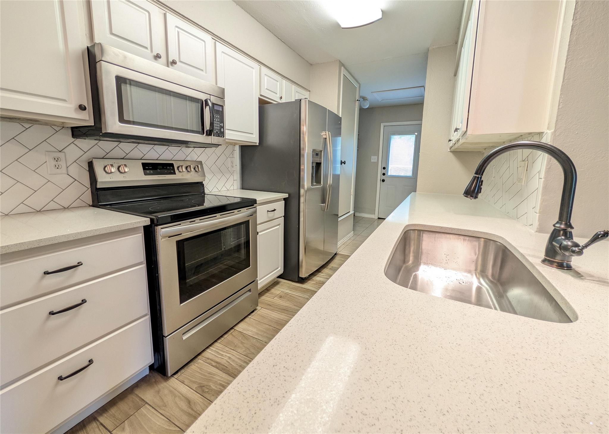 12601 Turtle Rock Rd # B, Austin, TX 78729