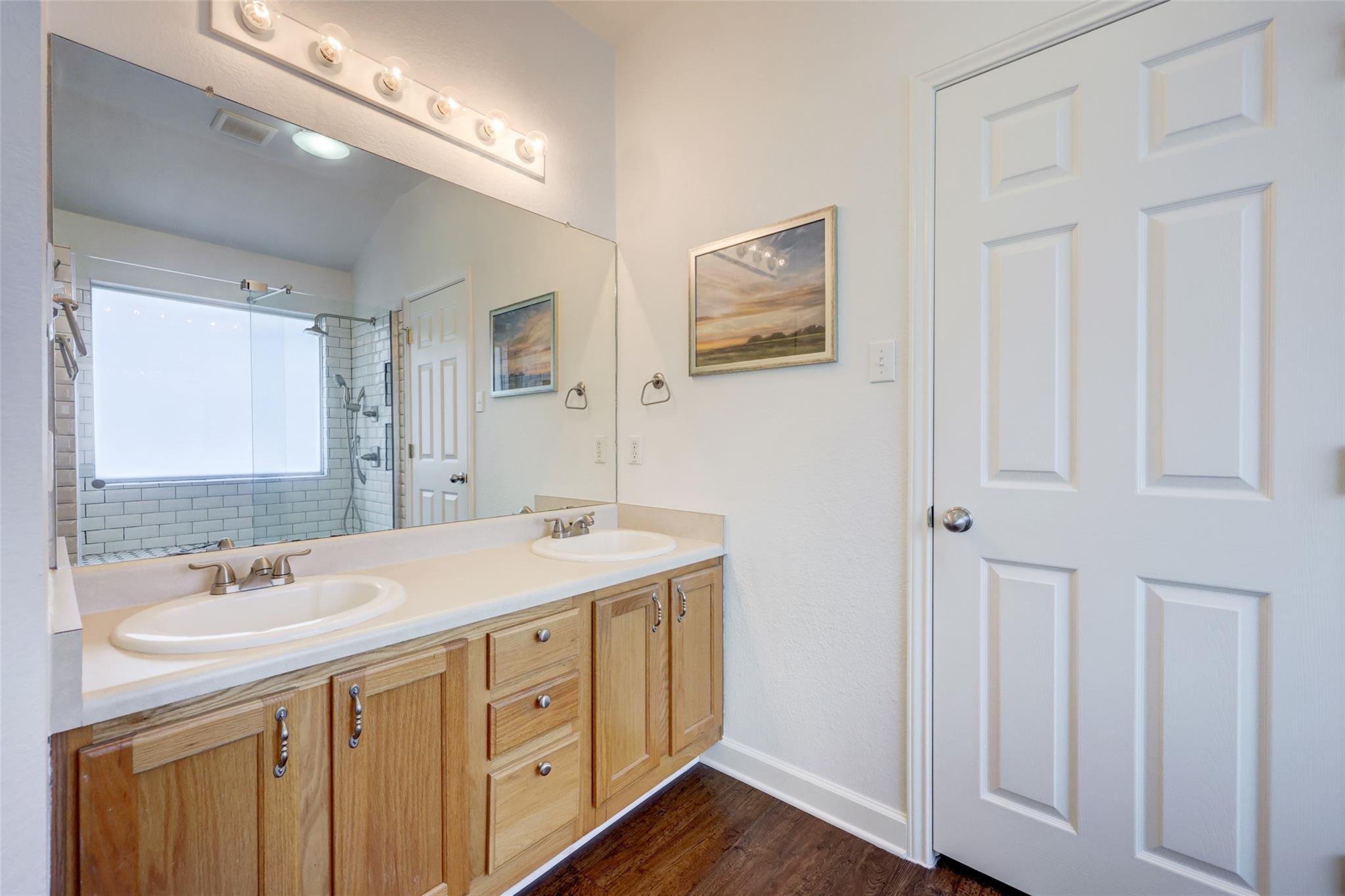 1816 W Pflugerville Pkwy, Round Rock, TX 78664