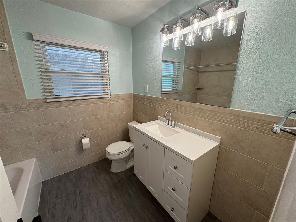 6201 Belfast Dr, Austin, TX 78723