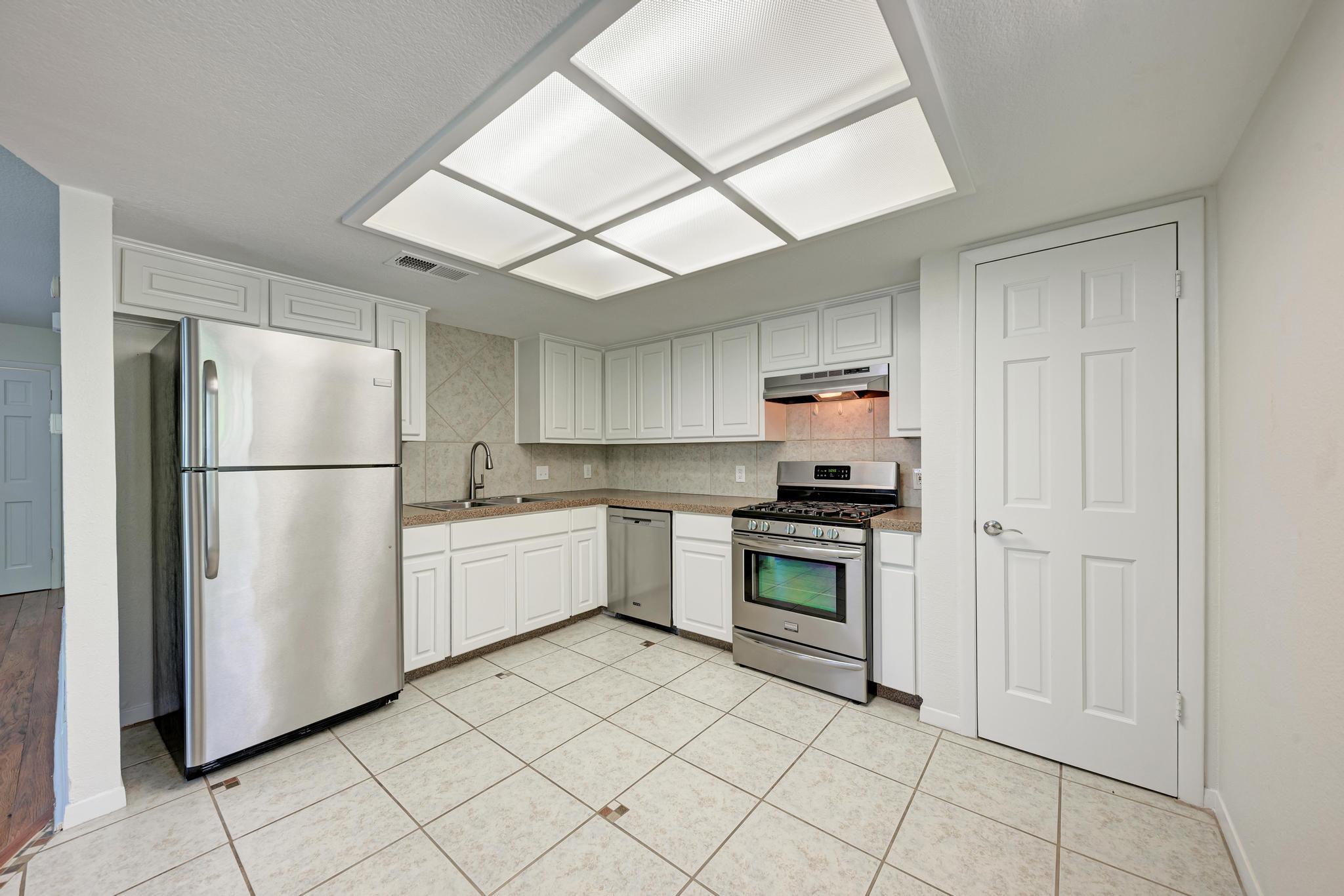 1501 Terrapin Ct # B, Austin, TX 78746