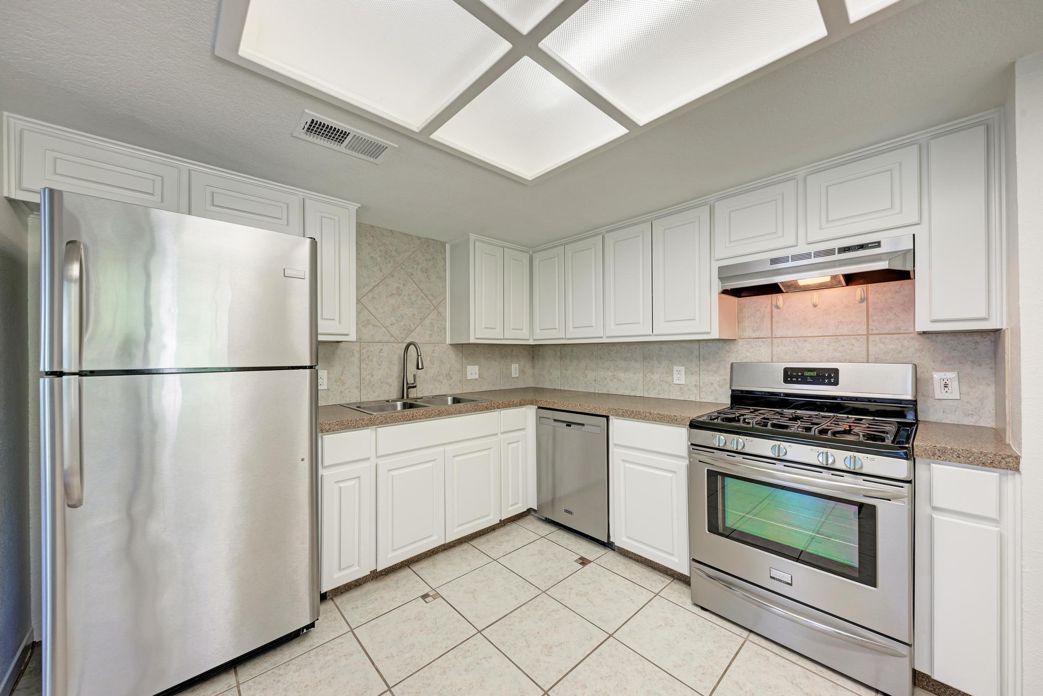 1501 Terrapin Ct # B, Austin, TX 78746