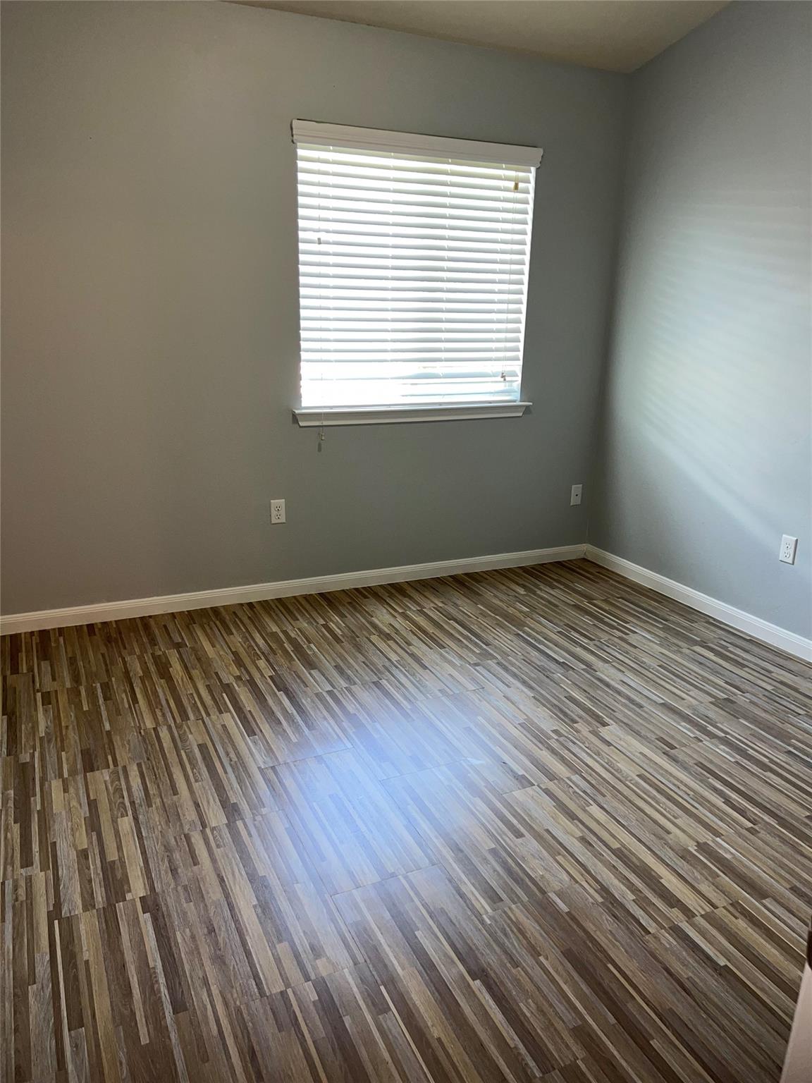 13724 Sierra Wind Ln, Elgin, TX 78621