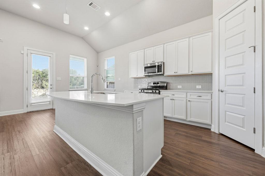 2032 Base Burner Path, Leander, TX 78641