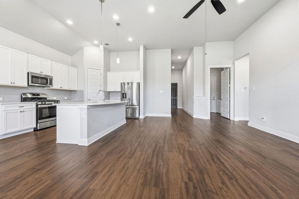2032 Base Burner Path, Leander, TX 78641