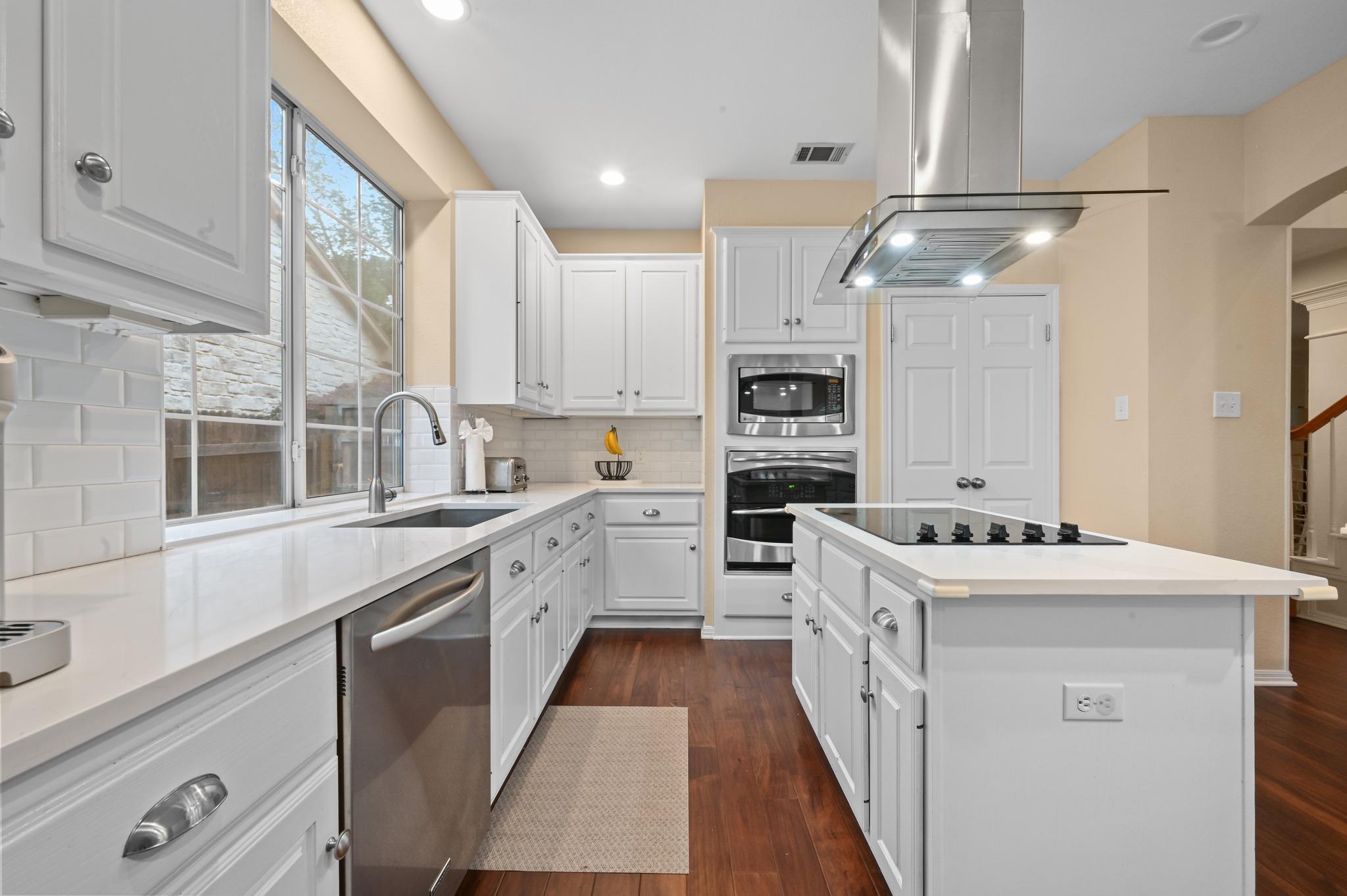 11222 Tracton Ln, Austin, TX 78739