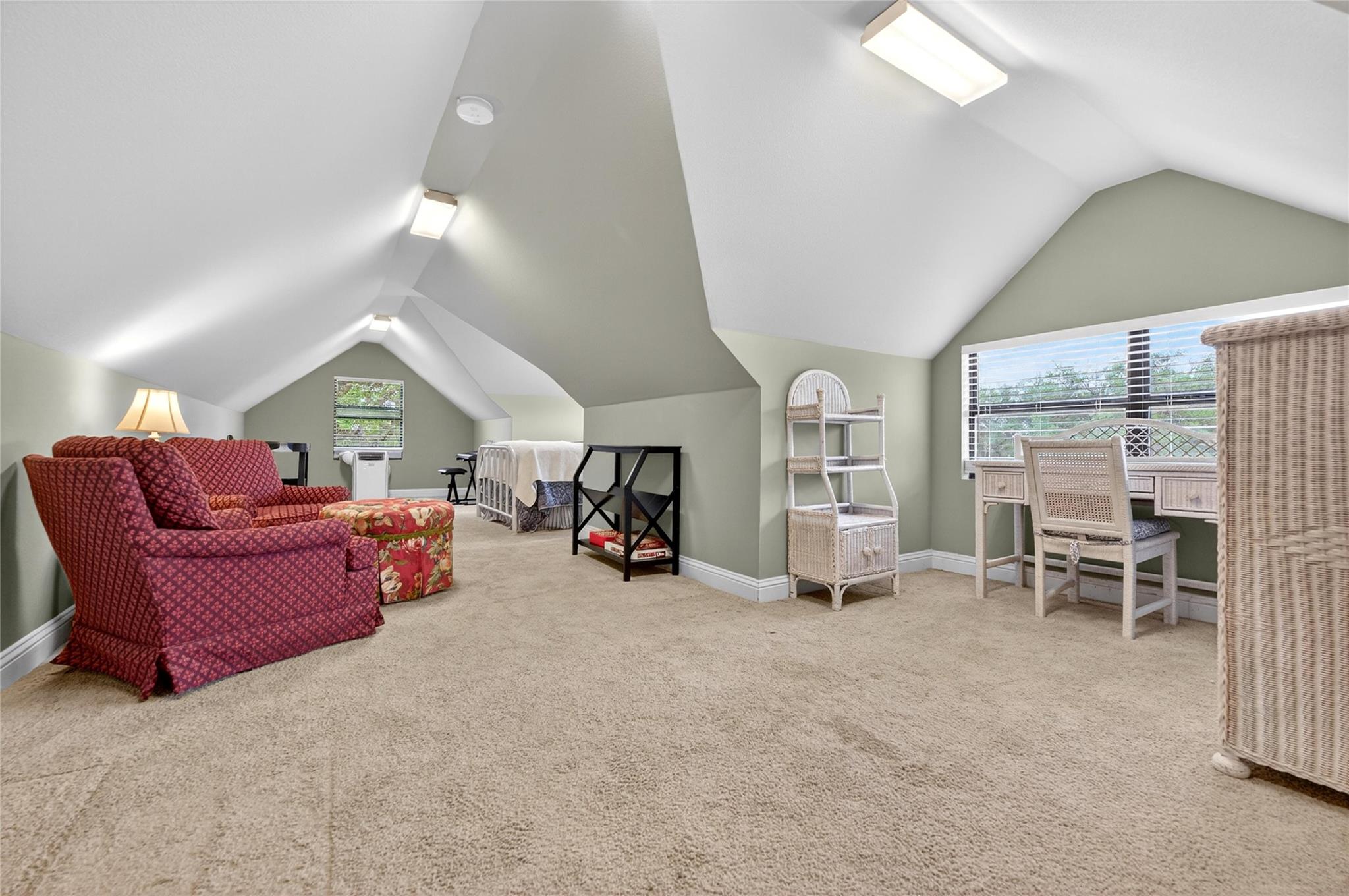 1508 Successor Rd, Spicewood, TX 78669