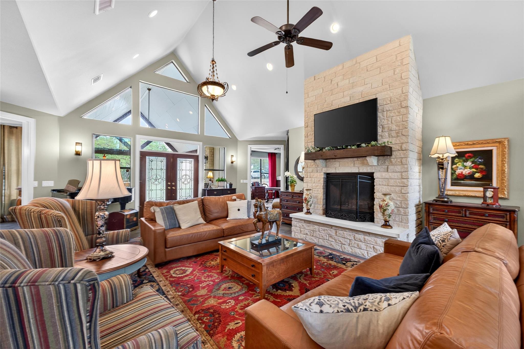 1508 Successor Rd, Spicewood, TX 78669