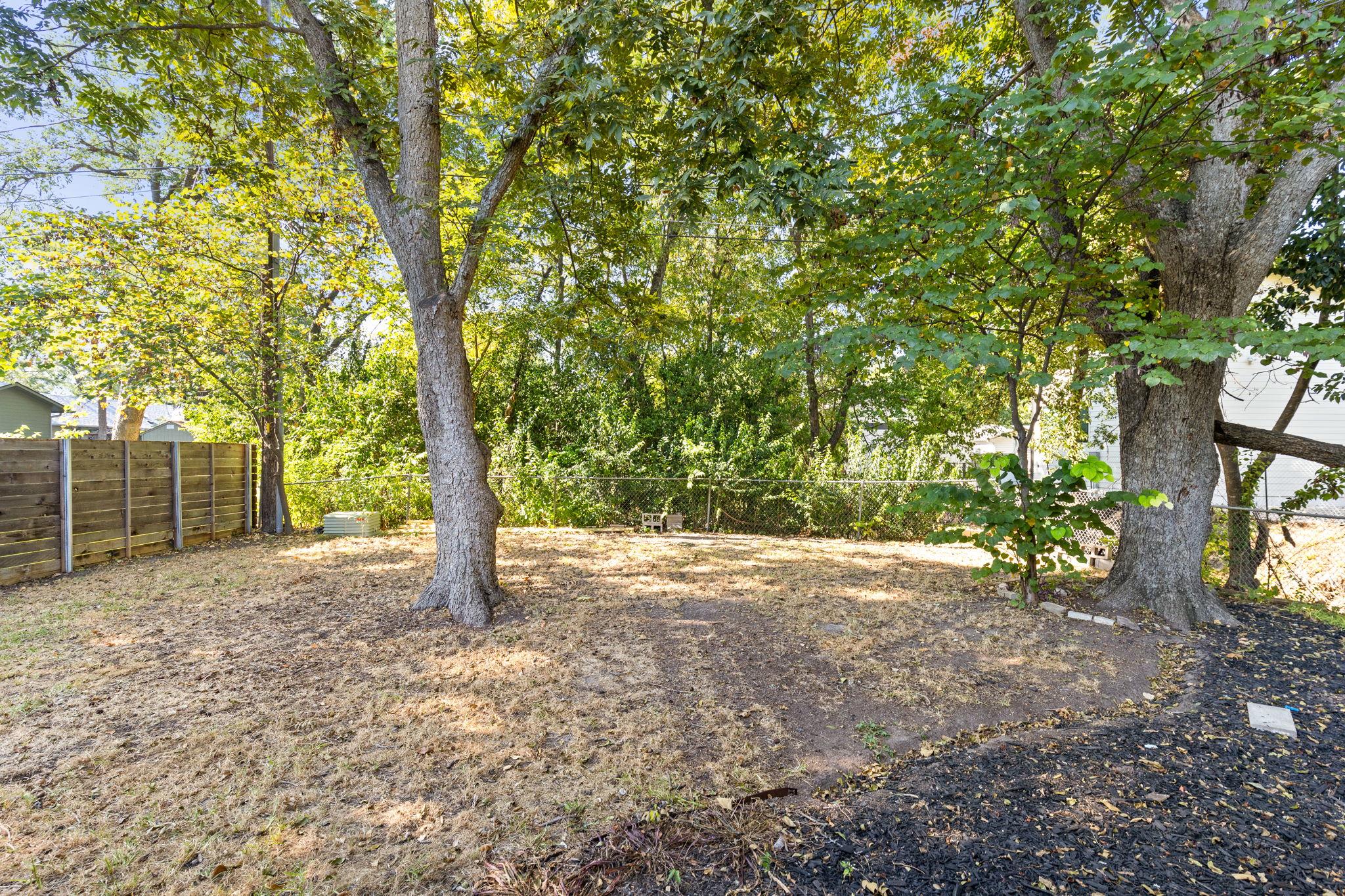 1105 Alegria Rd, Austin, TX 78757
