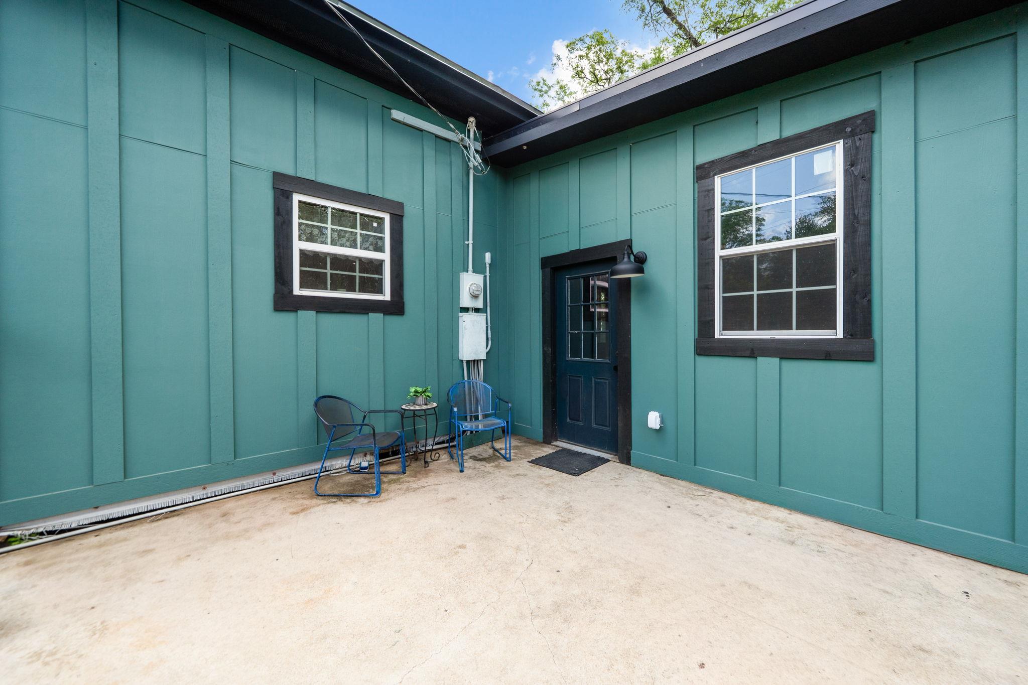 604 Avenue B, Lexington, TX 78947