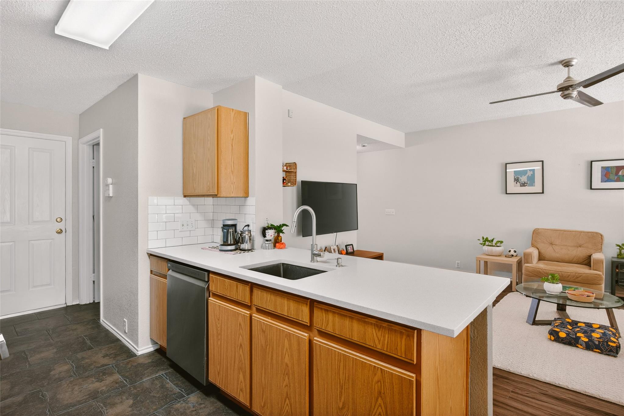 2203 Kimra Ln, Cedar Park, TX 78613