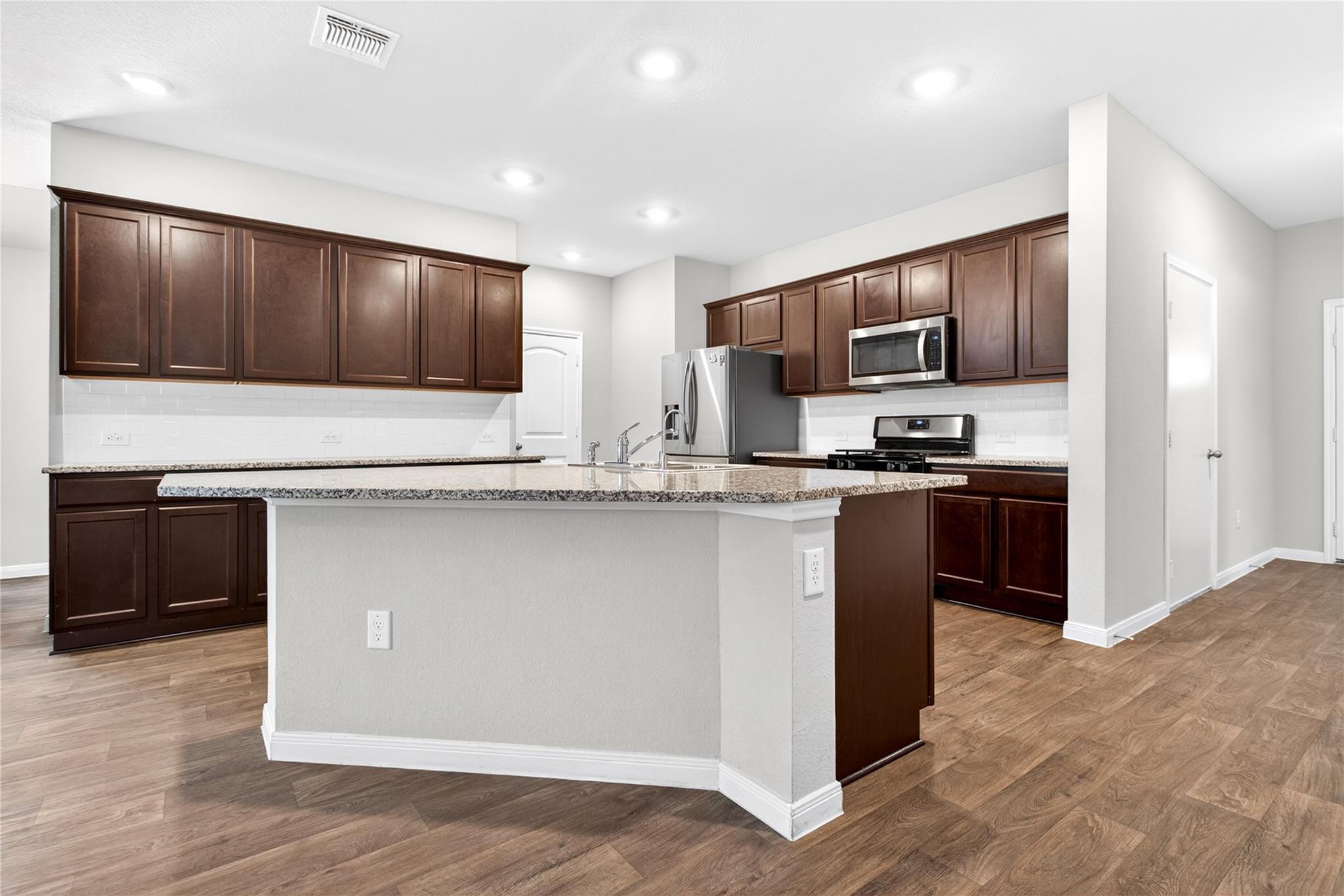 1007 Coolridge Ct, Hutto, TX 78634