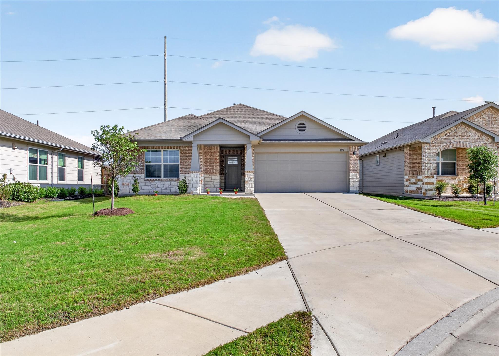 1007 Coolridge Ct, Hutto, TX 78634