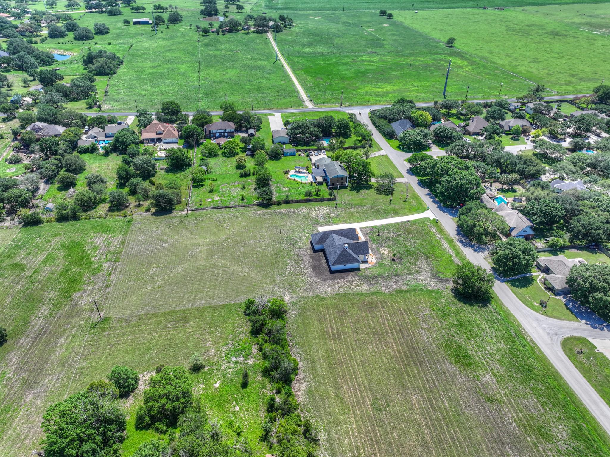 110 Lake Village Rd, Seguin, TX 78155