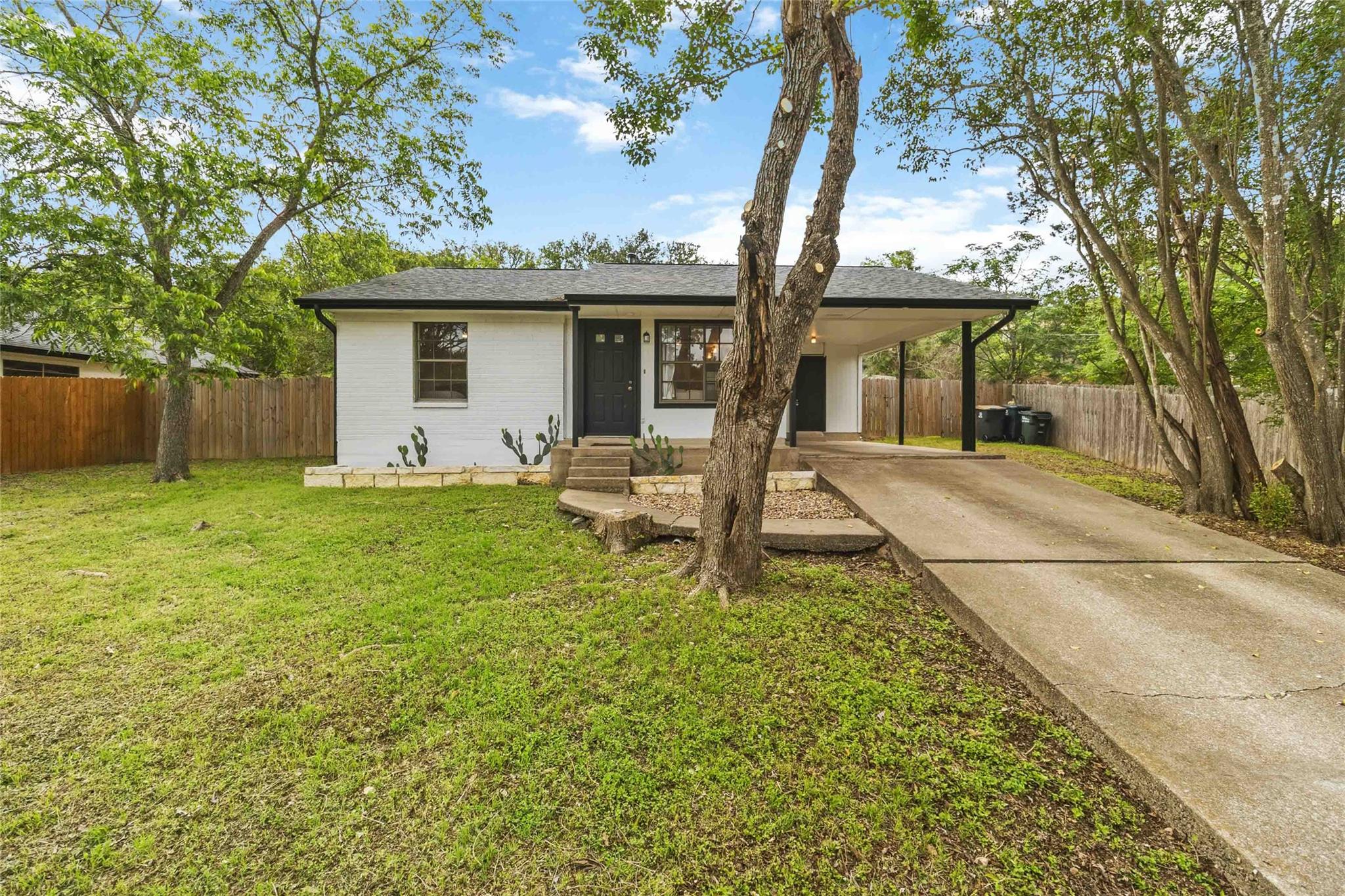 805 Indiana St, San Marcos, TX 78666