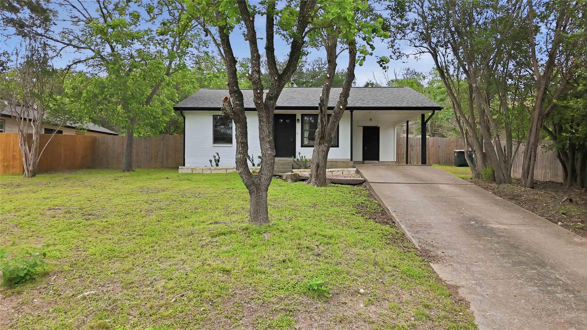 805 Indiana St, San Marcos, TX 78666