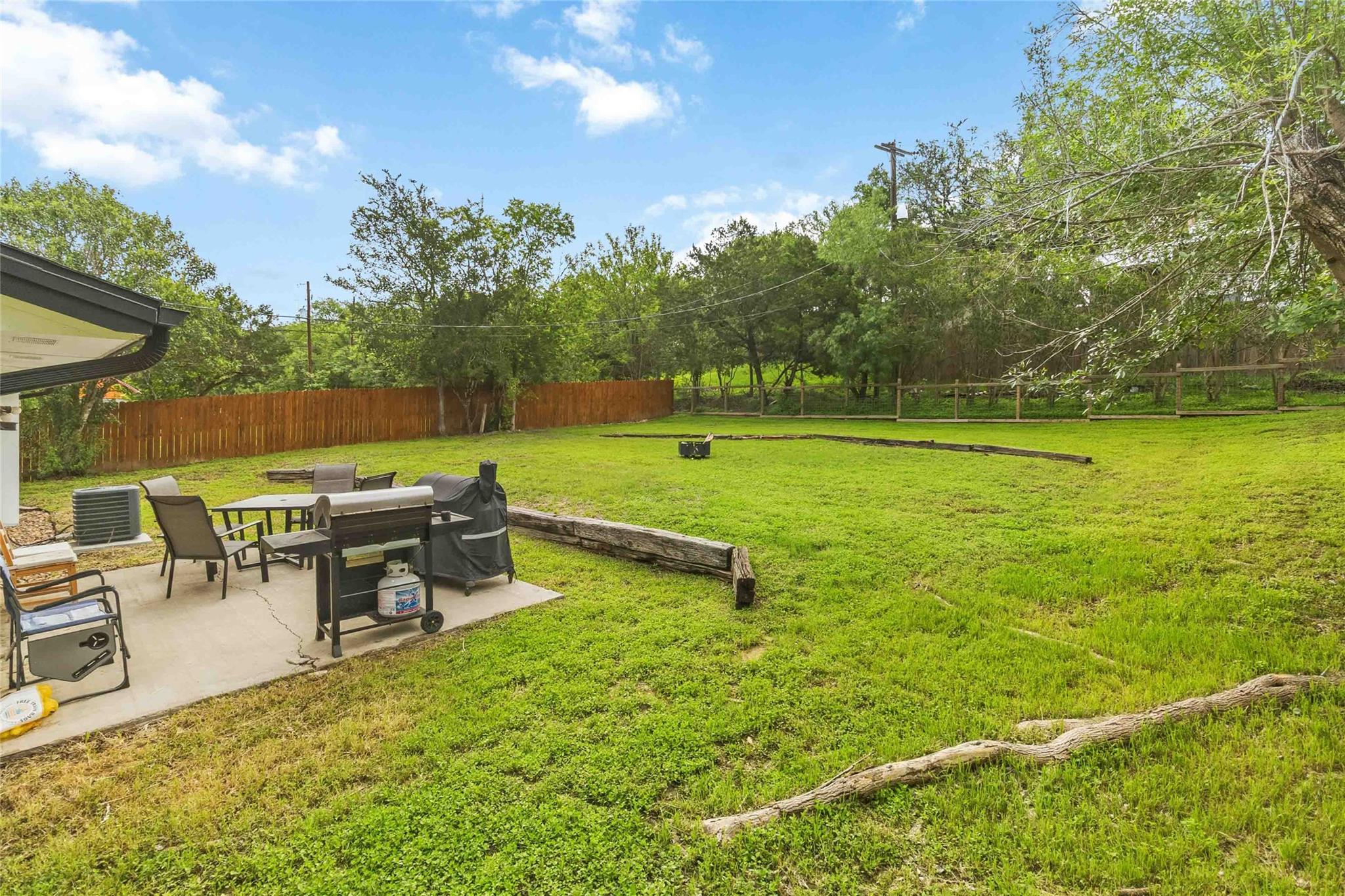 805 Indiana St, San Marcos, TX 78666