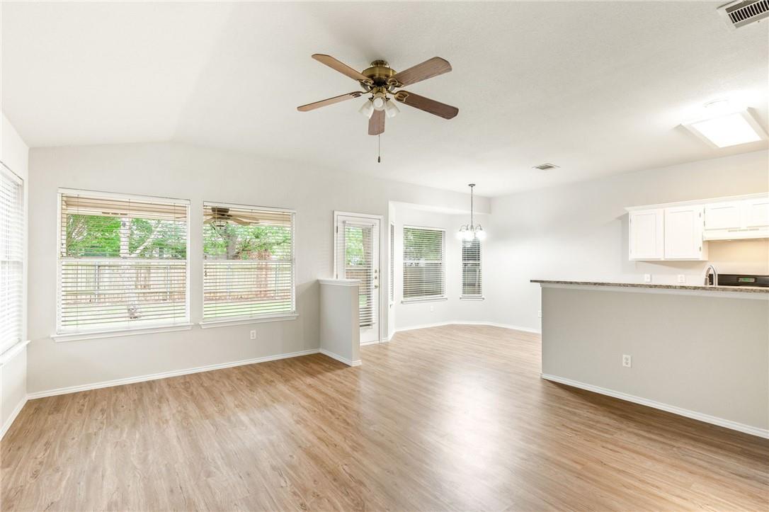 9417 Bradner Dr, Austin, TX 78748
