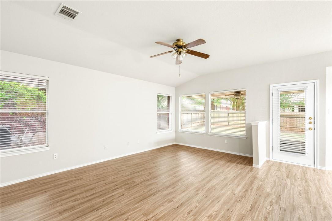 9417 Bradner Dr, Austin, TX 78748