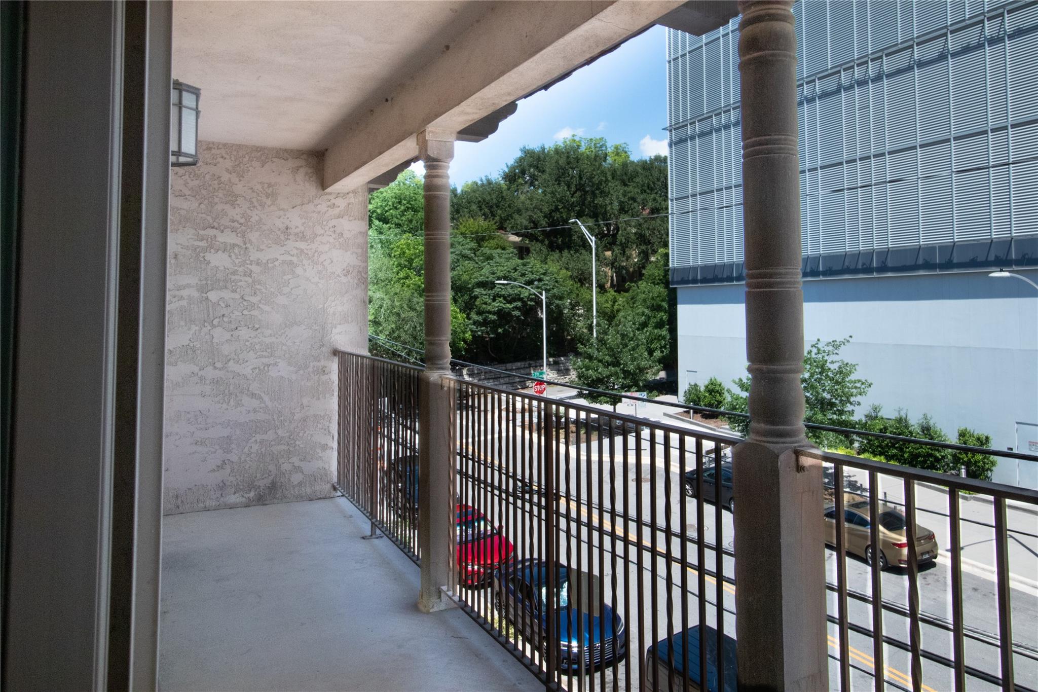 505 W 7th St # 319, Austin, TX 78701
