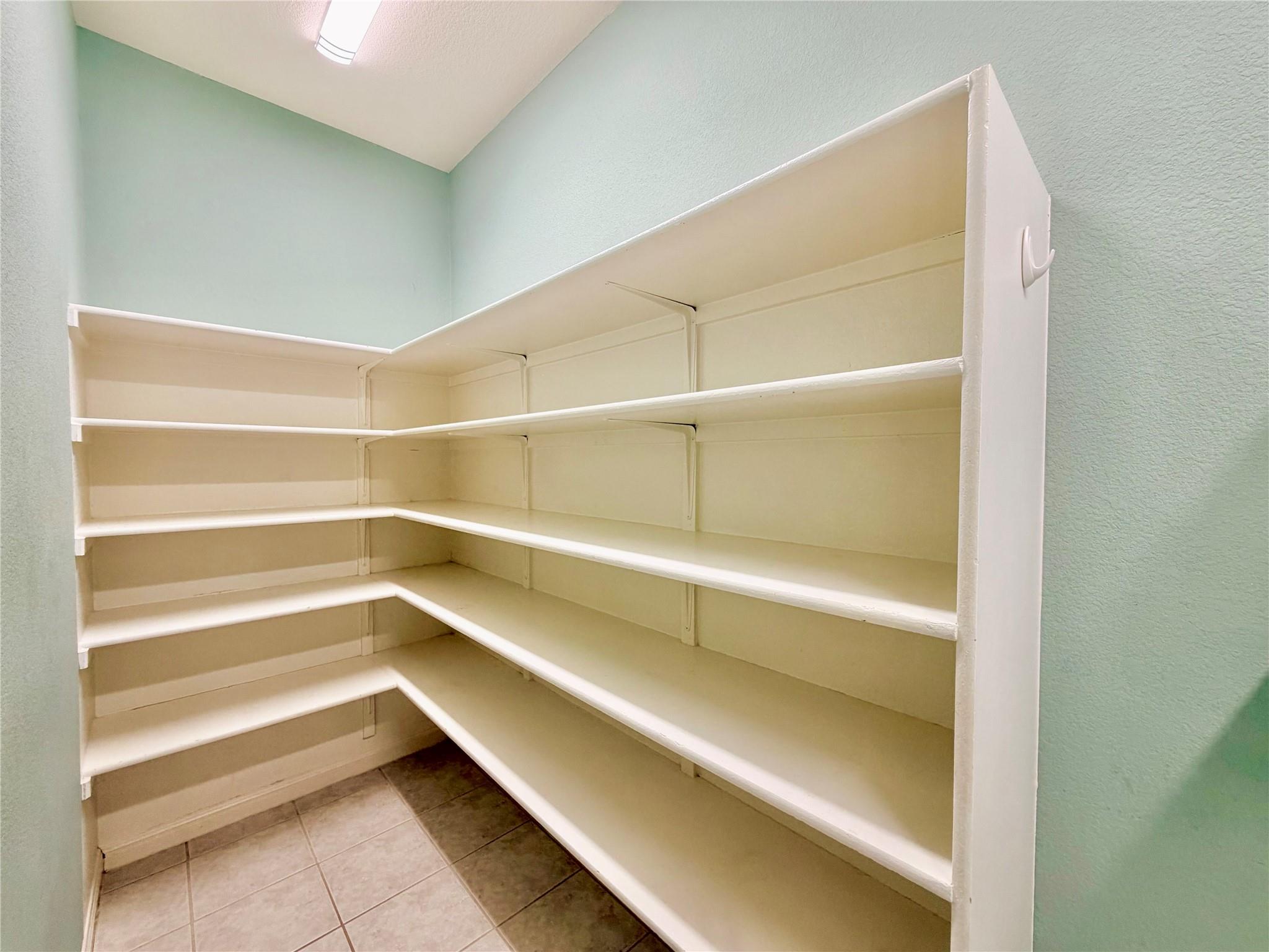 111 N Field St, Round Rock, TX 78681