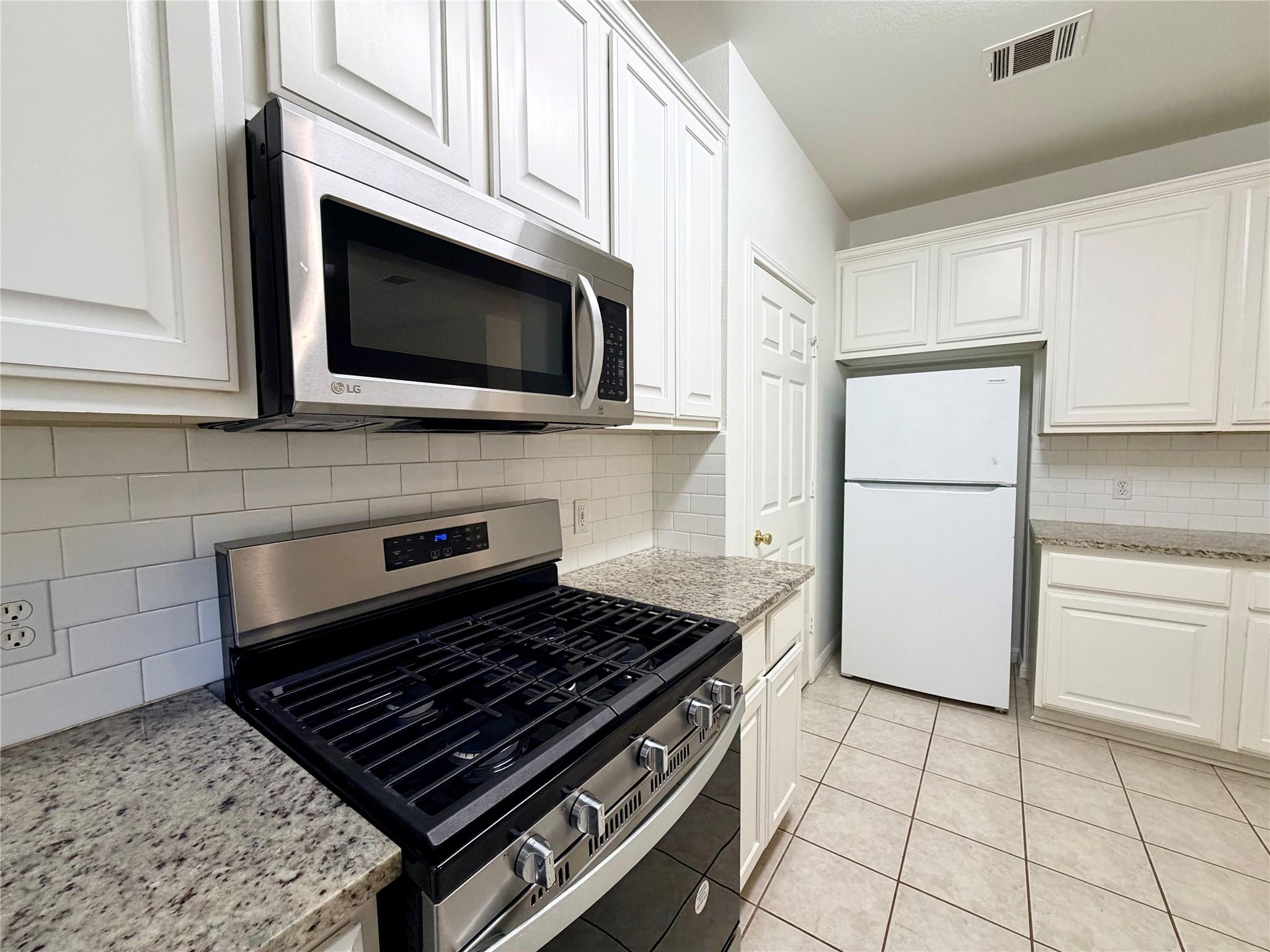 111 N Field St, Round Rock, TX 78681