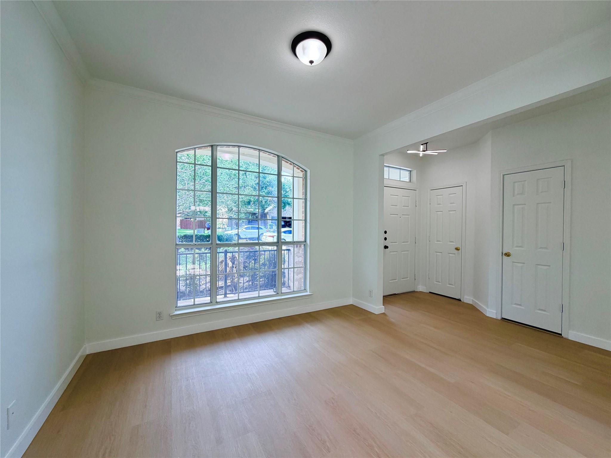 111 N Field St, Round Rock, TX 78681