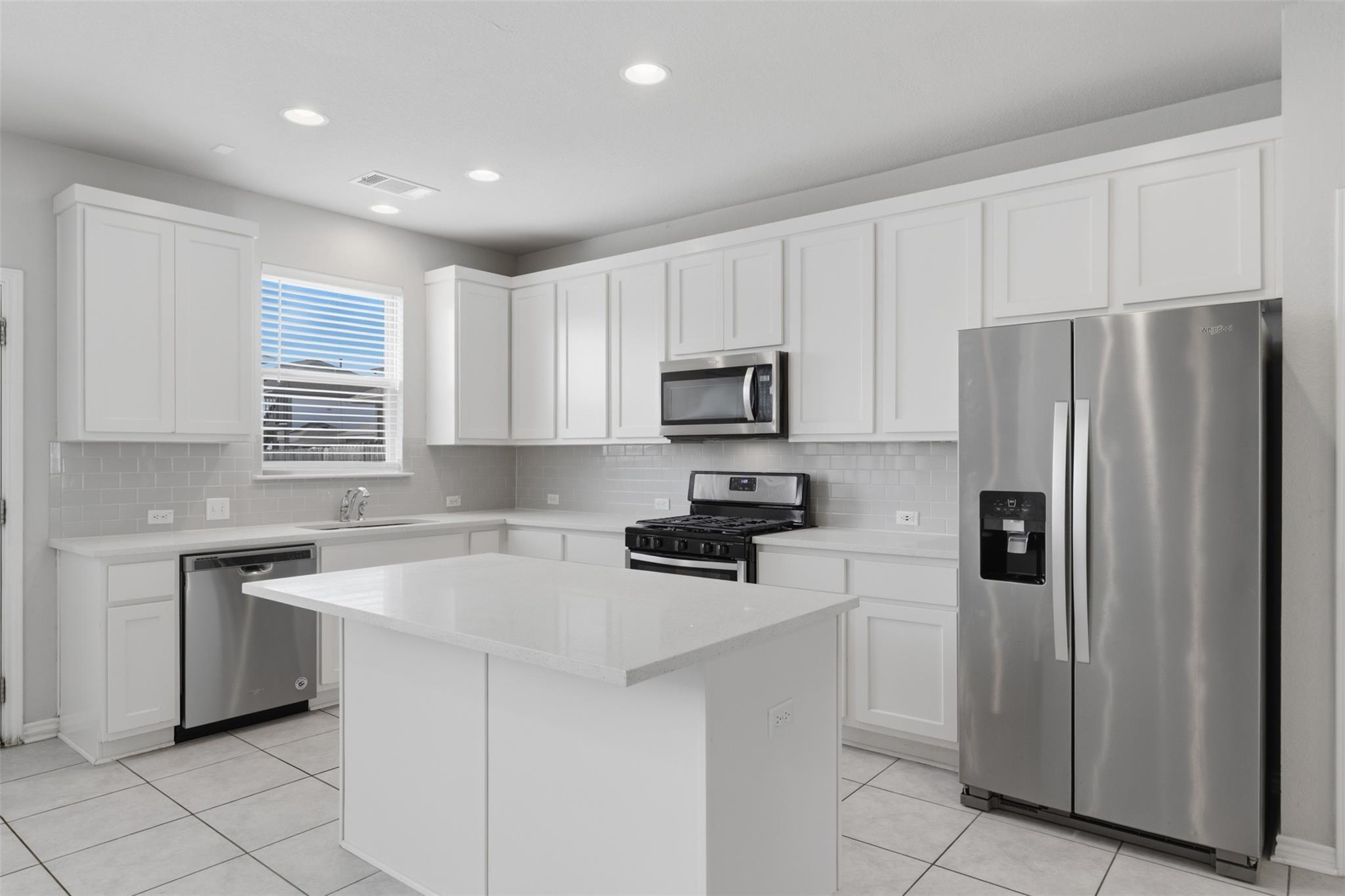 2129 Pecan Island Dr, Leander, TX 78641