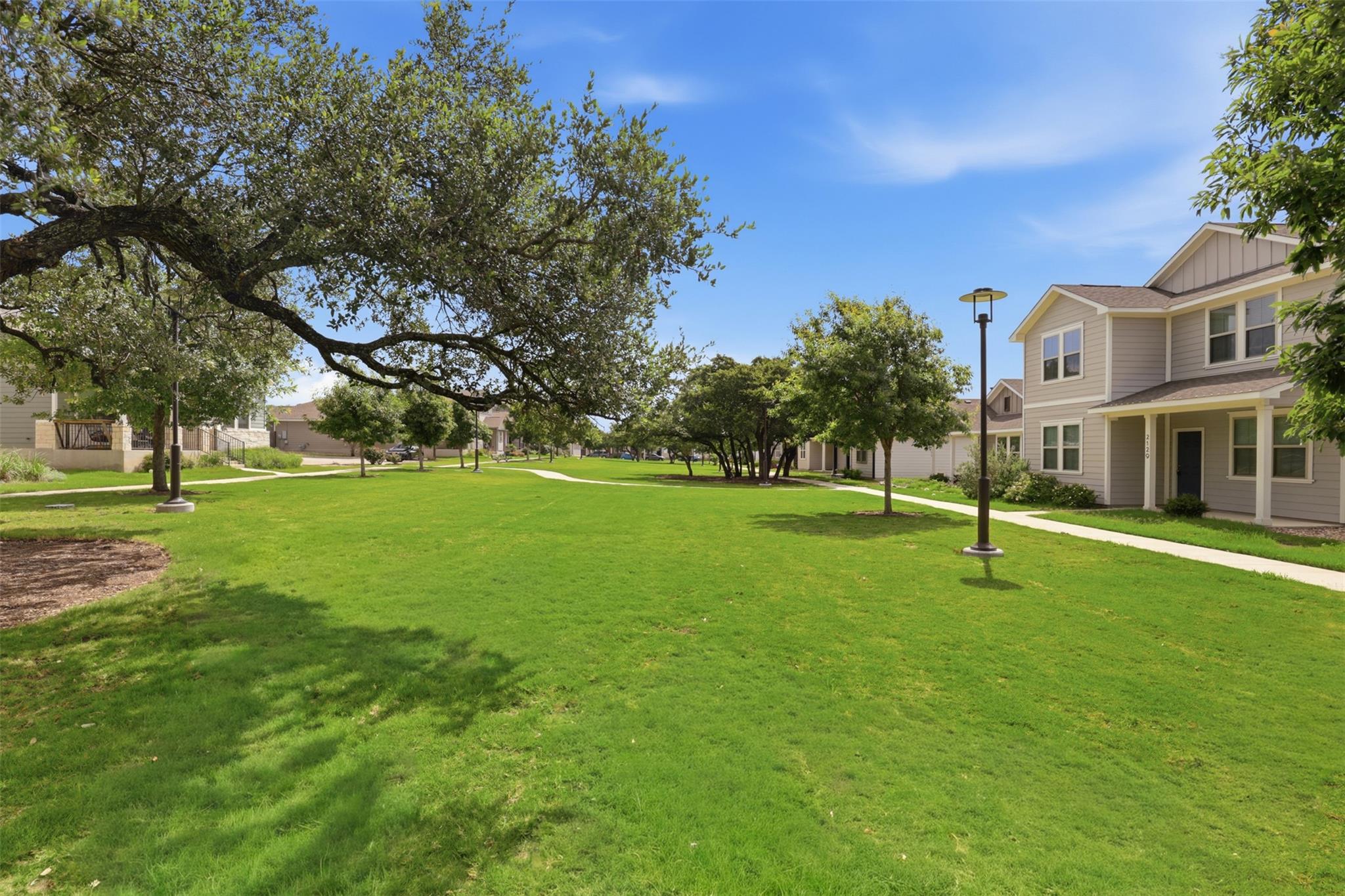2129 Pecan Island Dr, Leander, TX 78641