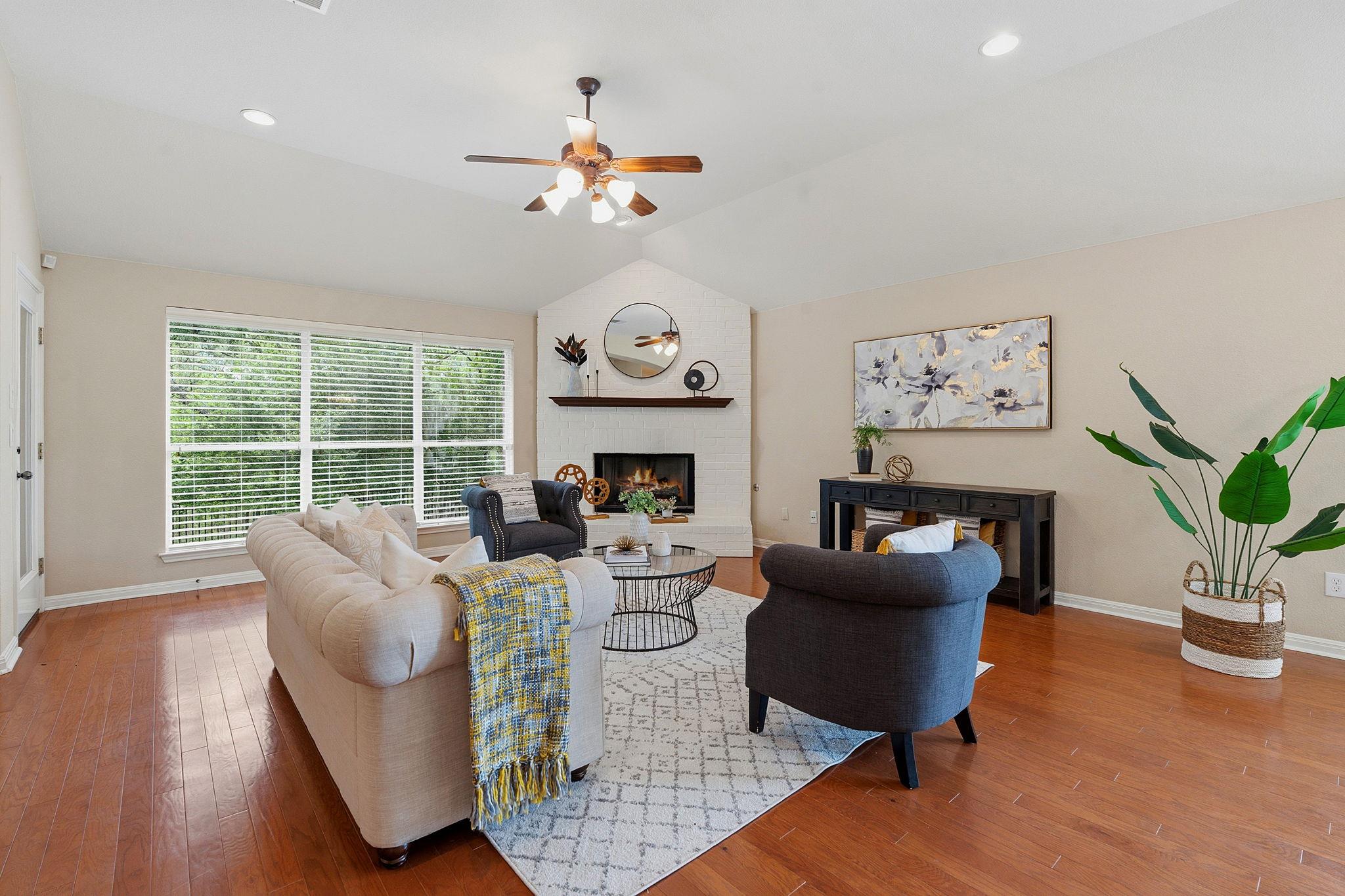 9901 Lisi Anne Dr, Austin, TX 78717