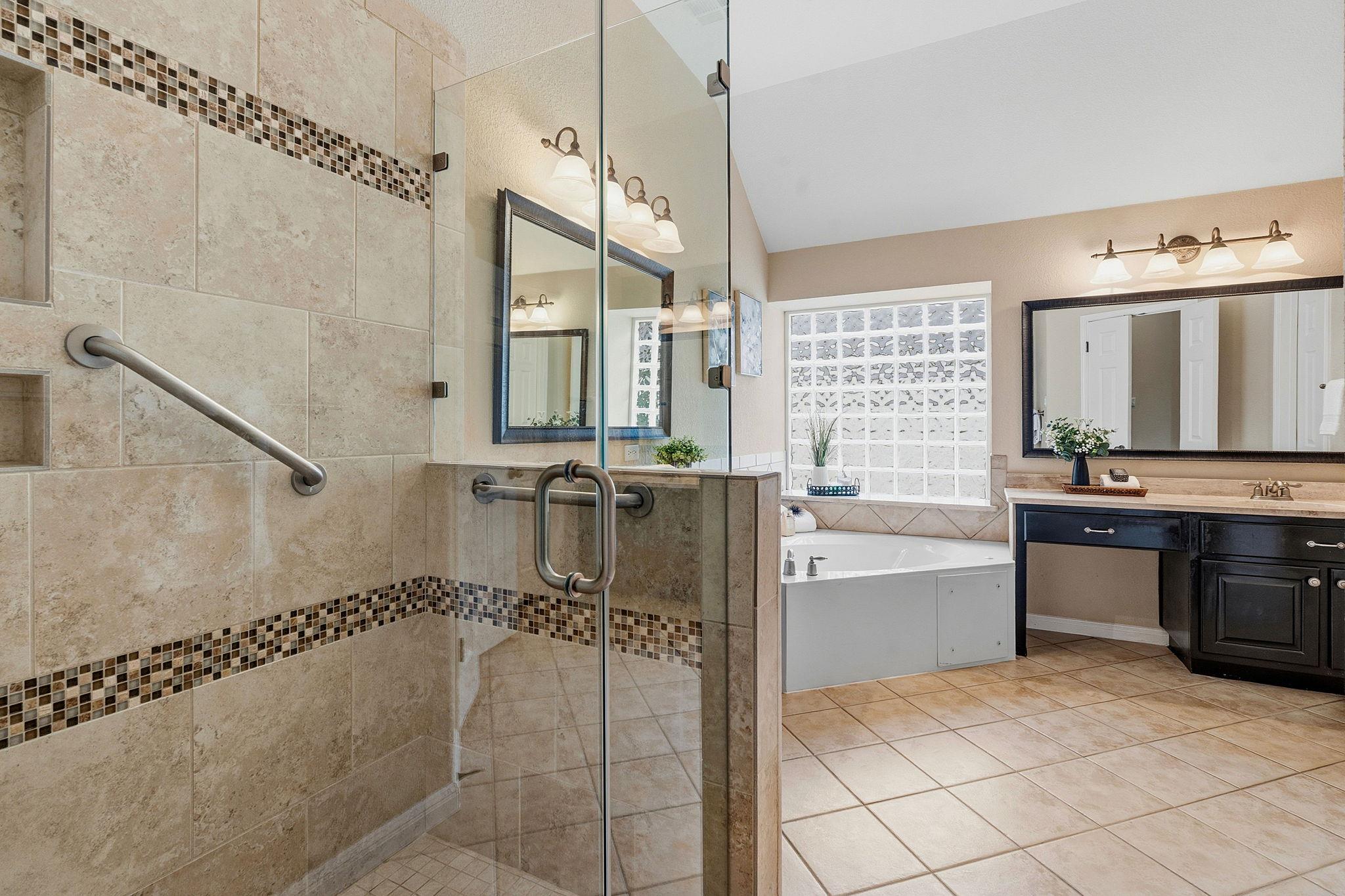 9901 Lisi Anne Dr, Austin, TX 78717