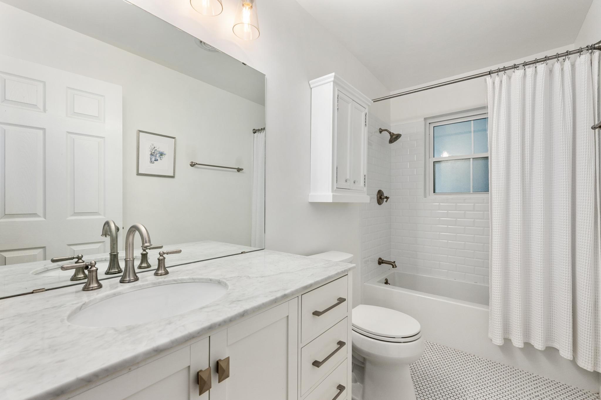 1804 Raleigh Ave, Austin, TX 78703