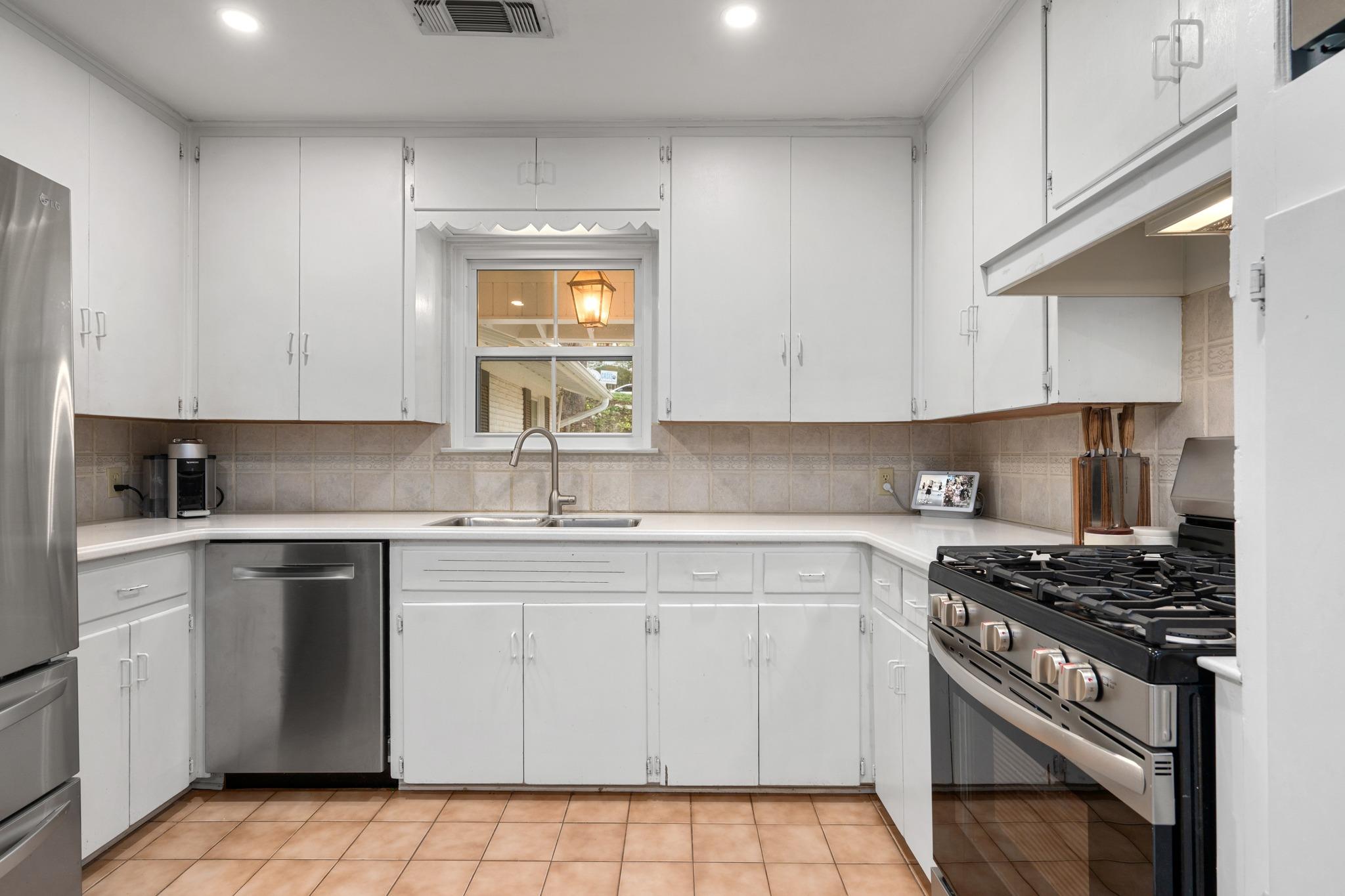 1804 Raleigh Ave, Austin, TX 78703