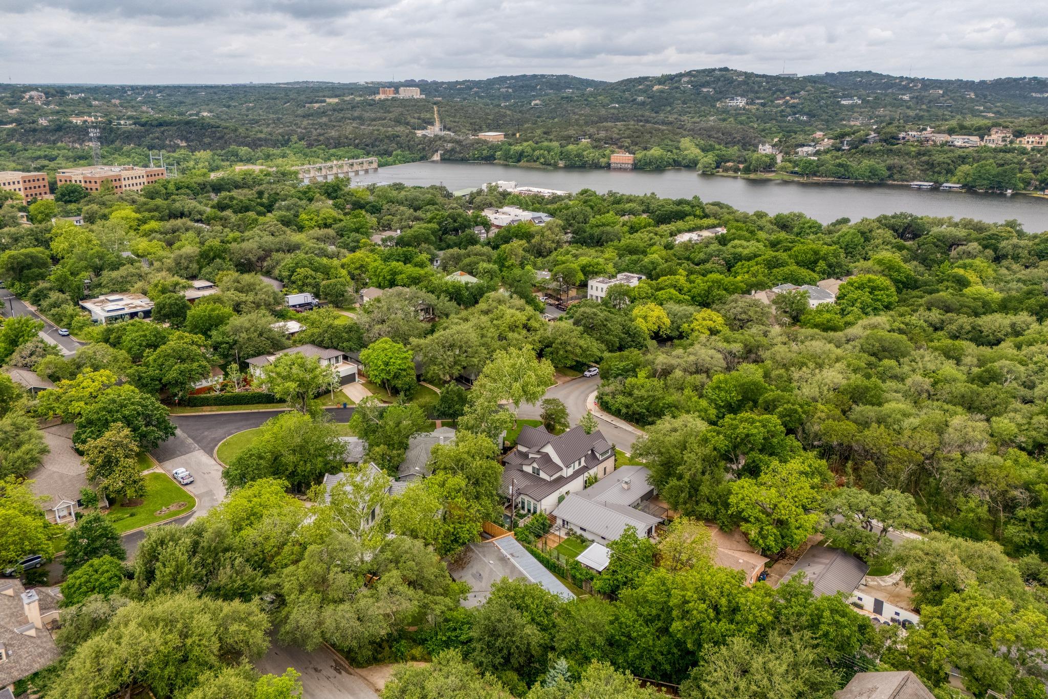 1804 Raleigh Ave, Austin, TX 78703