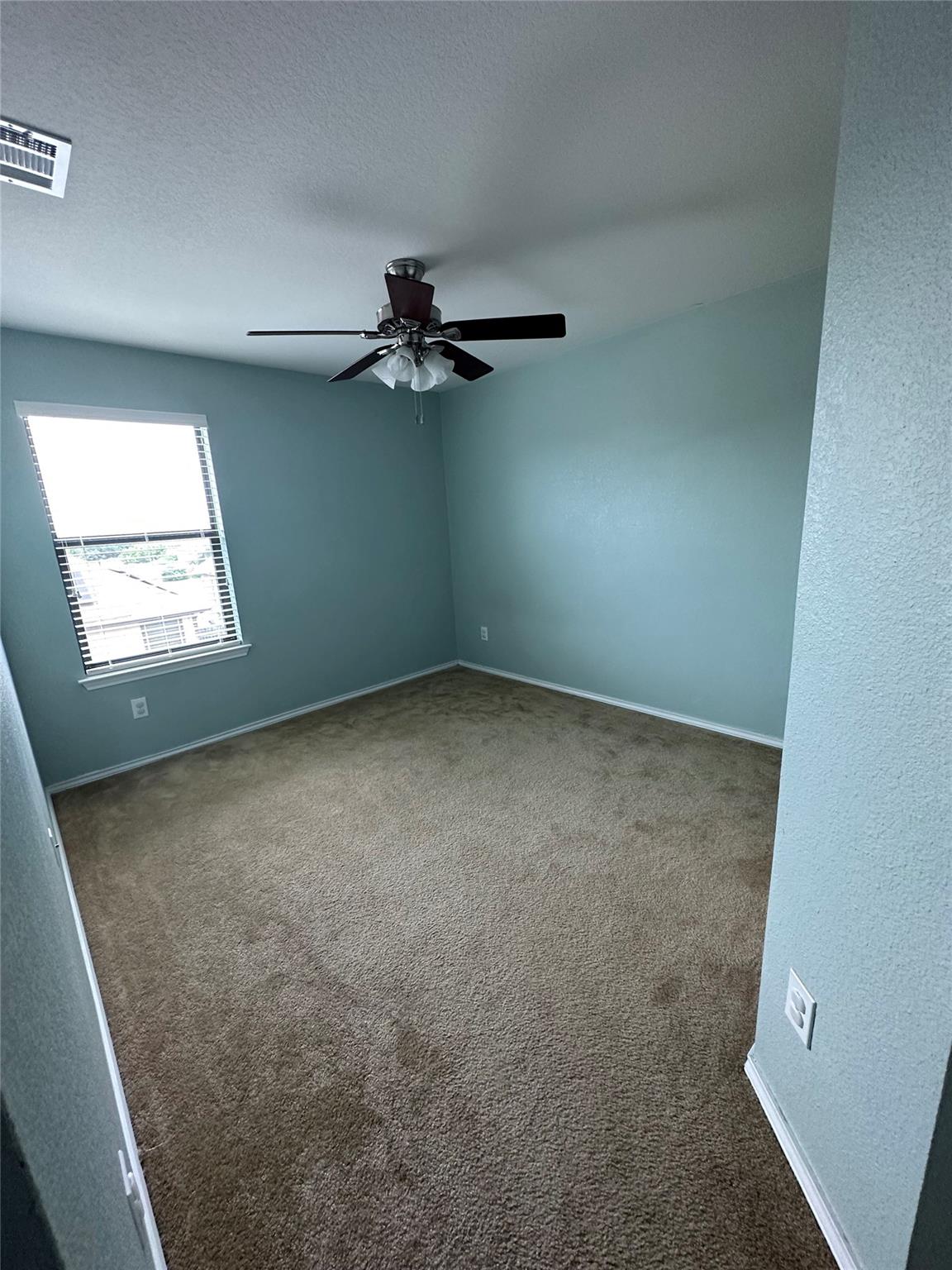 1248 Hyde Park Dr, Round Rock, TX 78665