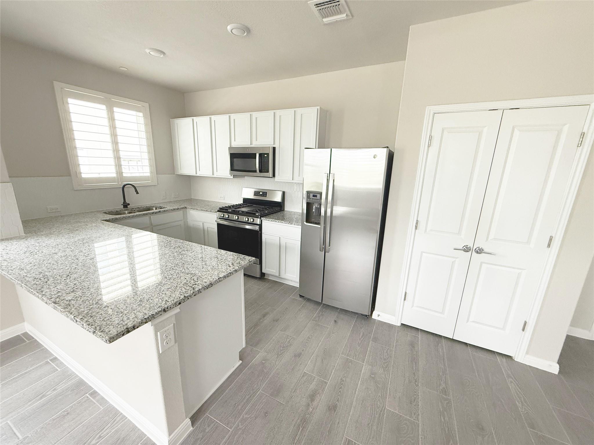 9015 Cattle Baron Path # 605, Austin, TX 78747