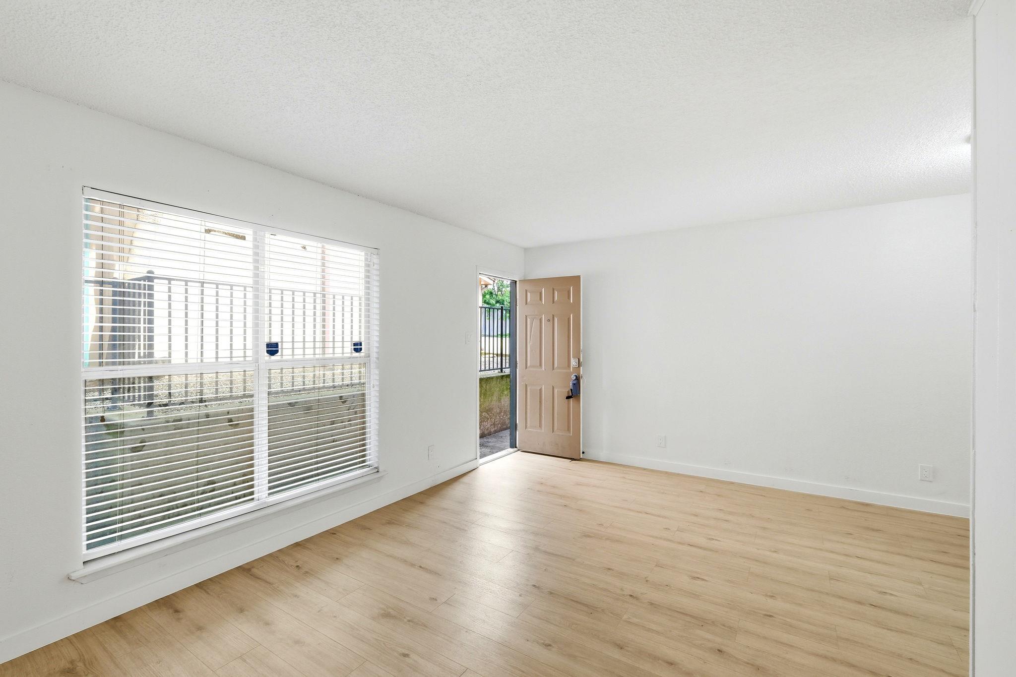 2319 Greenfield Pkwy # 108, Austin, TX 78741