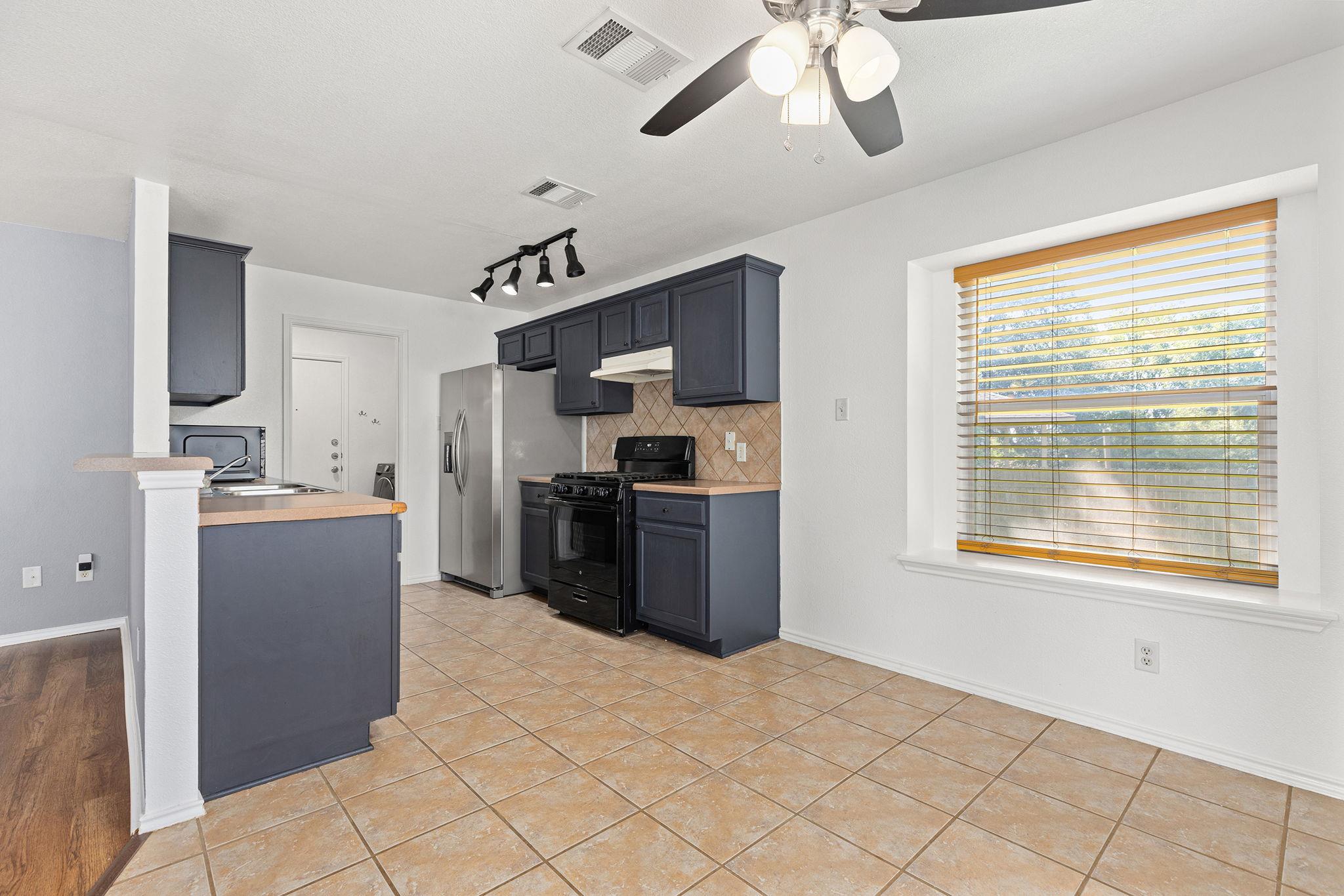 1110 Sundrop Pl, Round Rock, TX 78665